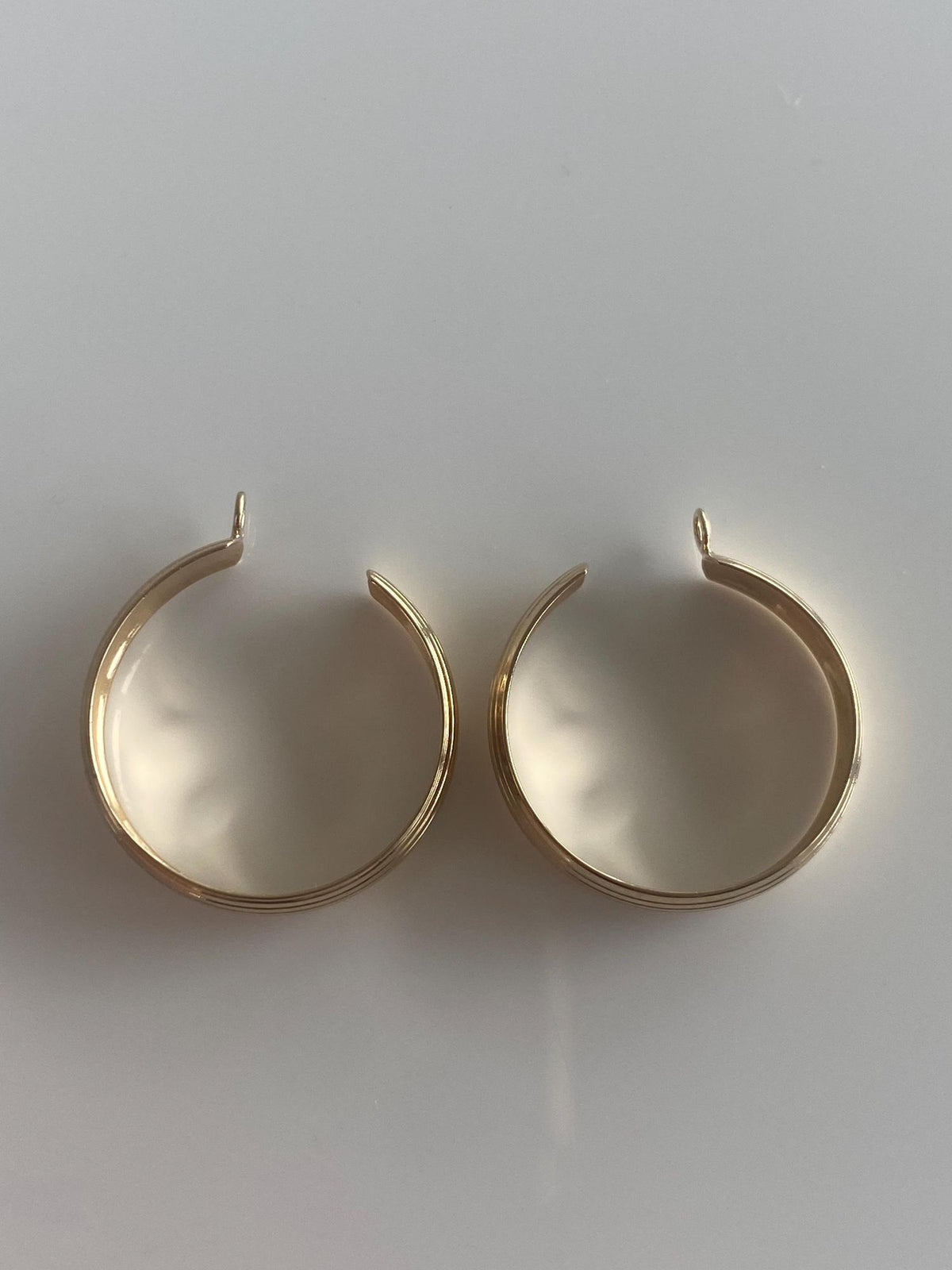 Vintage Solid 14k Yellow Gold Lined Hoop Earring Jackets
