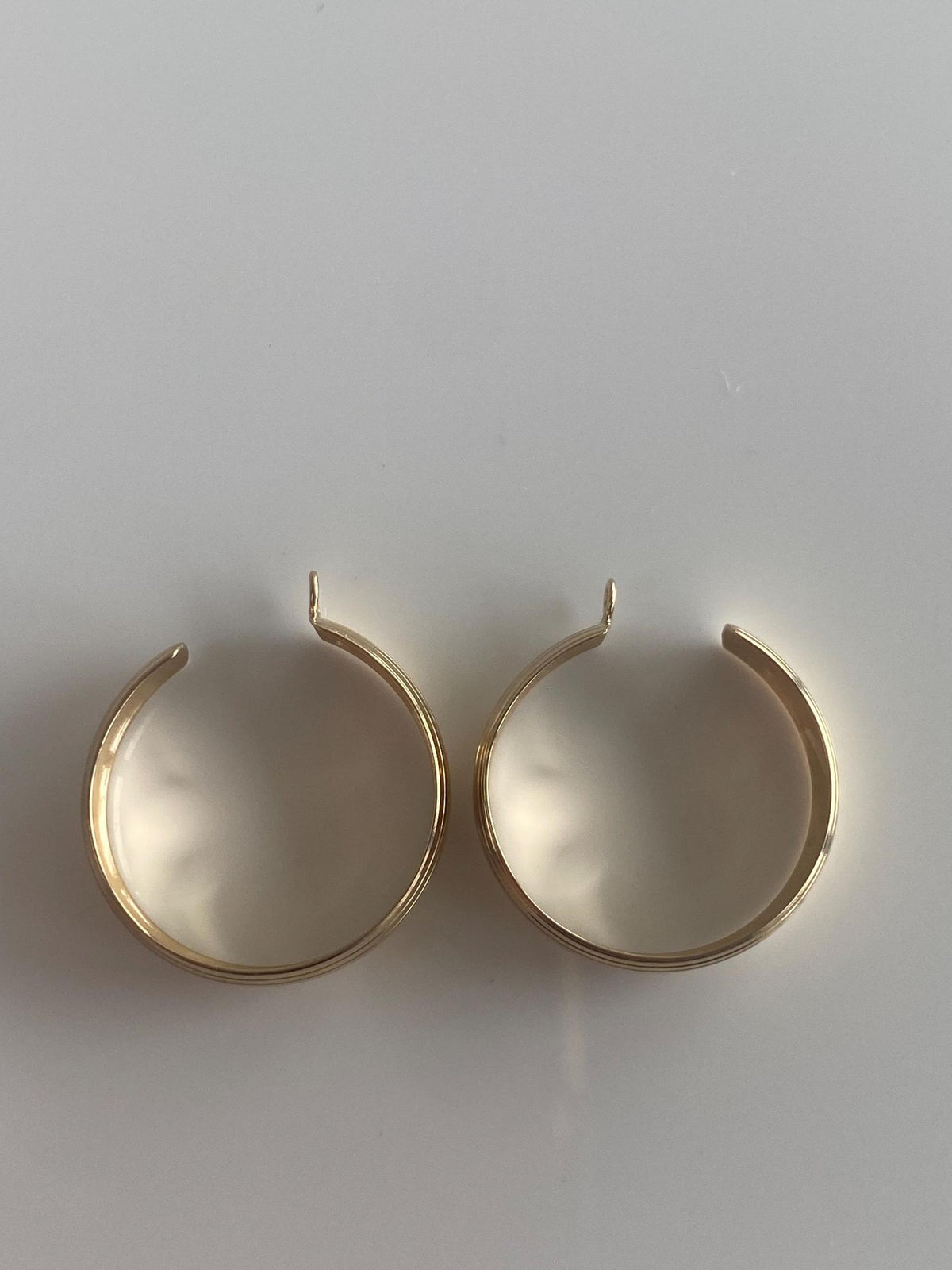 Vintage Solid 14k Yellow Gold Lined Hoop Earring Jackets