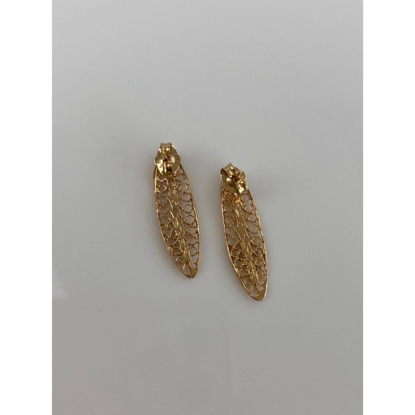 Vintage Solid 14k Yellow Gold Diamond Cut Drop Earrings