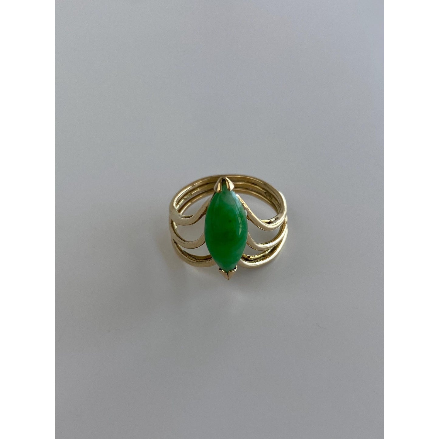 Vintage Solid 14k Yellow Gold Jade Marquis Ring - Size 5.75