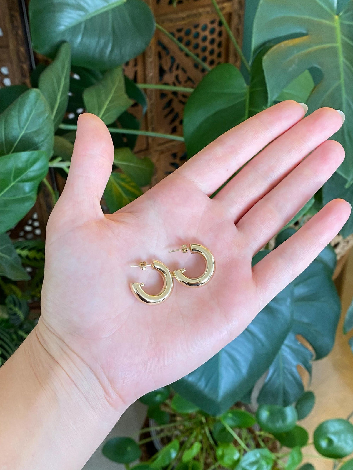 Vintage 14k Yellow Gold Chunky Hoop Stud Earrings