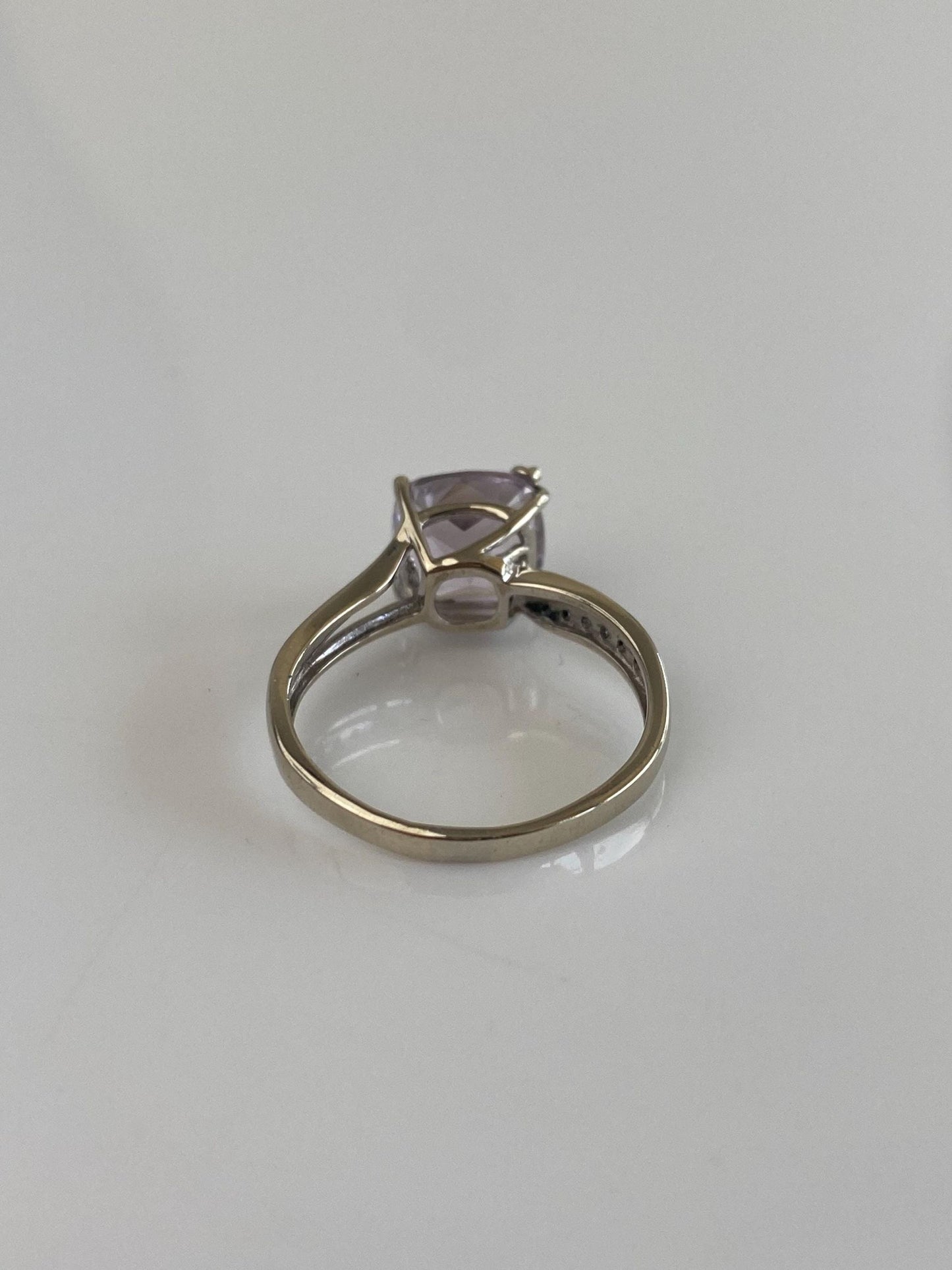 Vintage Solid 14k White Gold Light Purple Amethyst Clear Sapphire Ring - Size 8.25