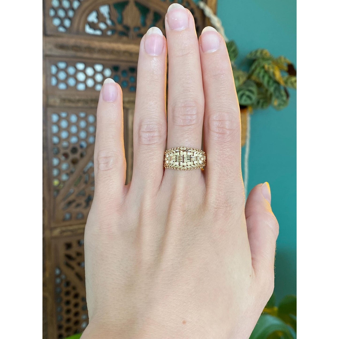 Vintage Solid 14k Yellow Gold Diamond Cut Mesh Chain Ring - Size 8.5