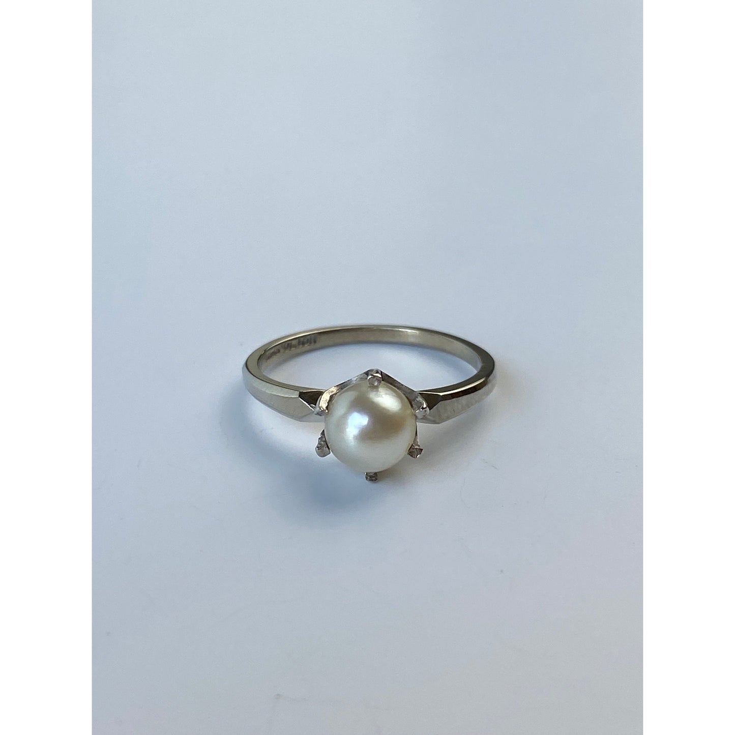 Vintage Solid 10k White Gold Pearl Ring - Size 6.25