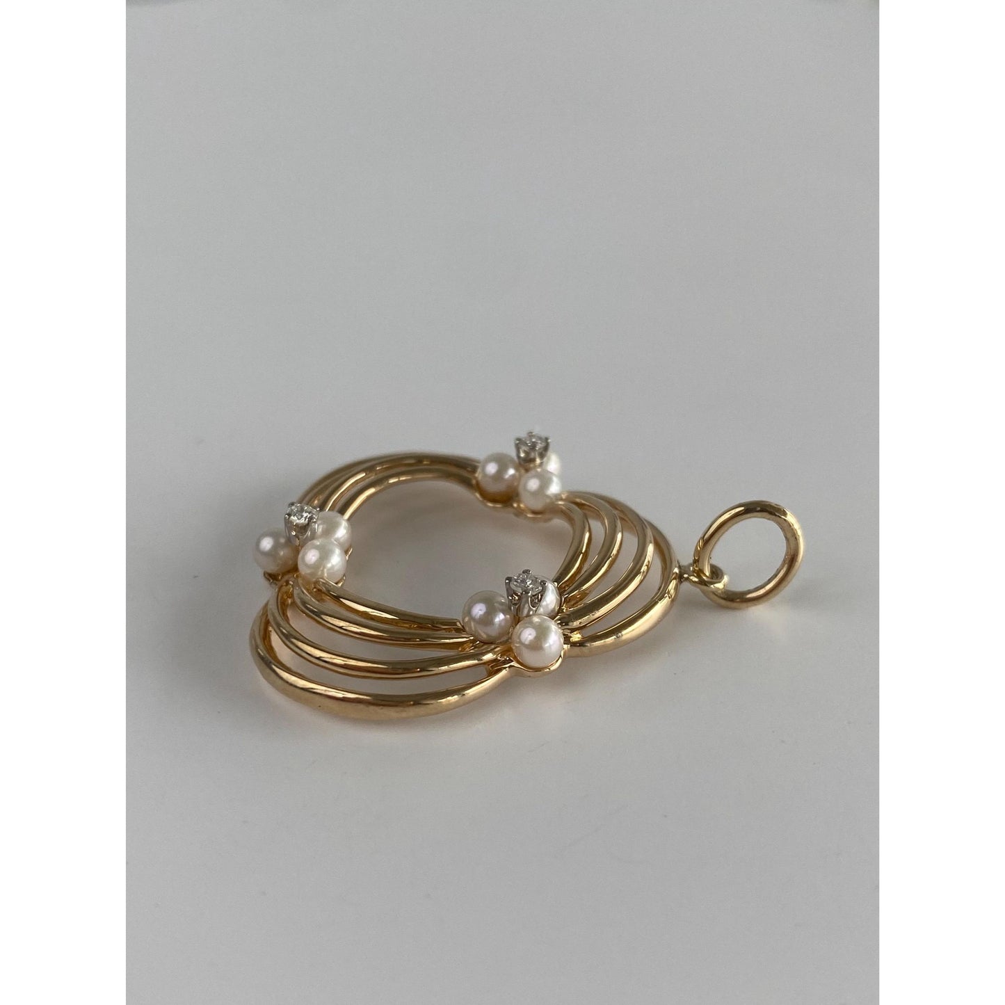 Vintage 14k Yellow Gold Clear Sapphire Pearl Charm