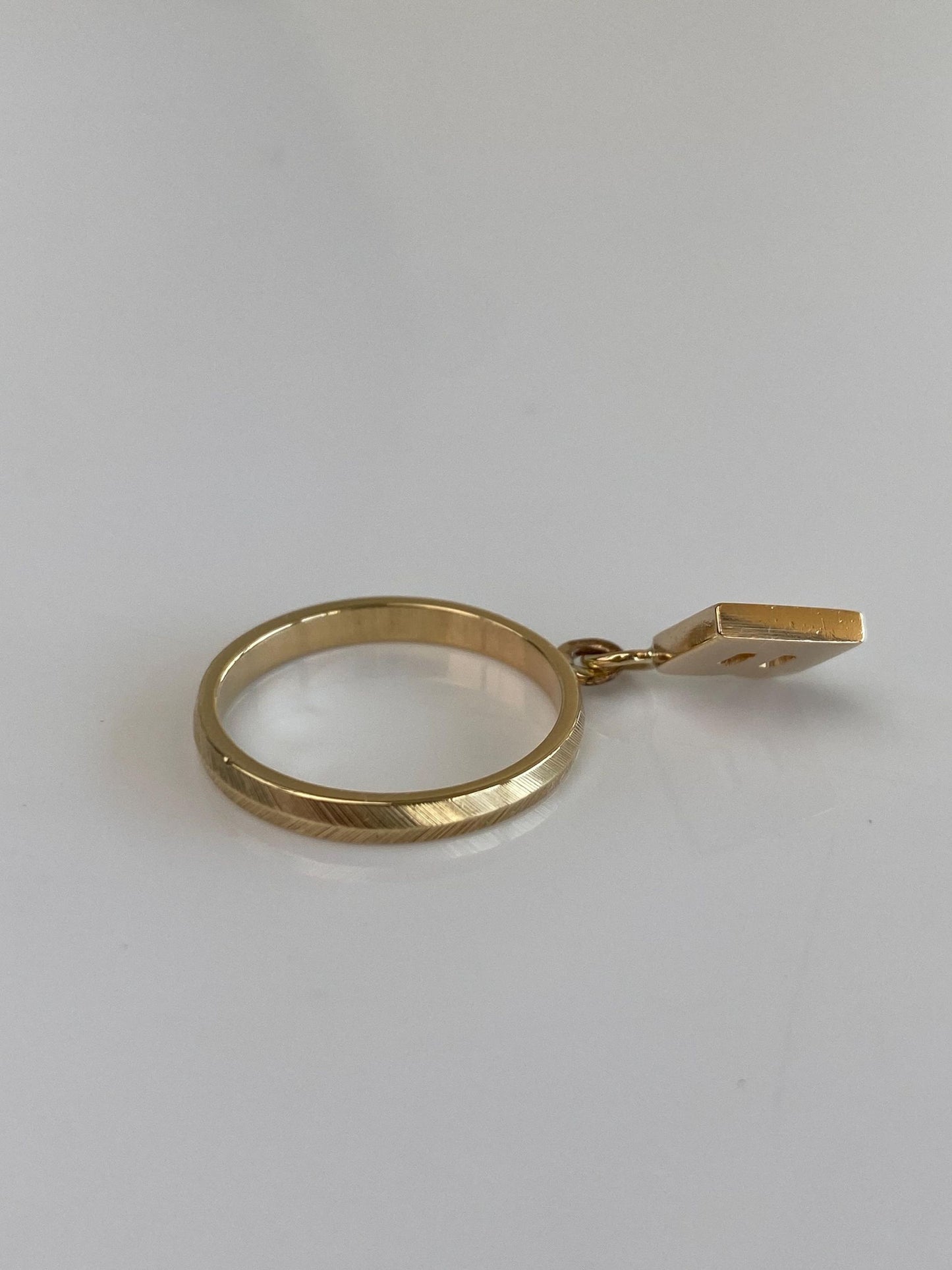 Vintage Solid 14k Yellow Gold Initial 'B' Charm Ring - Size 6.5