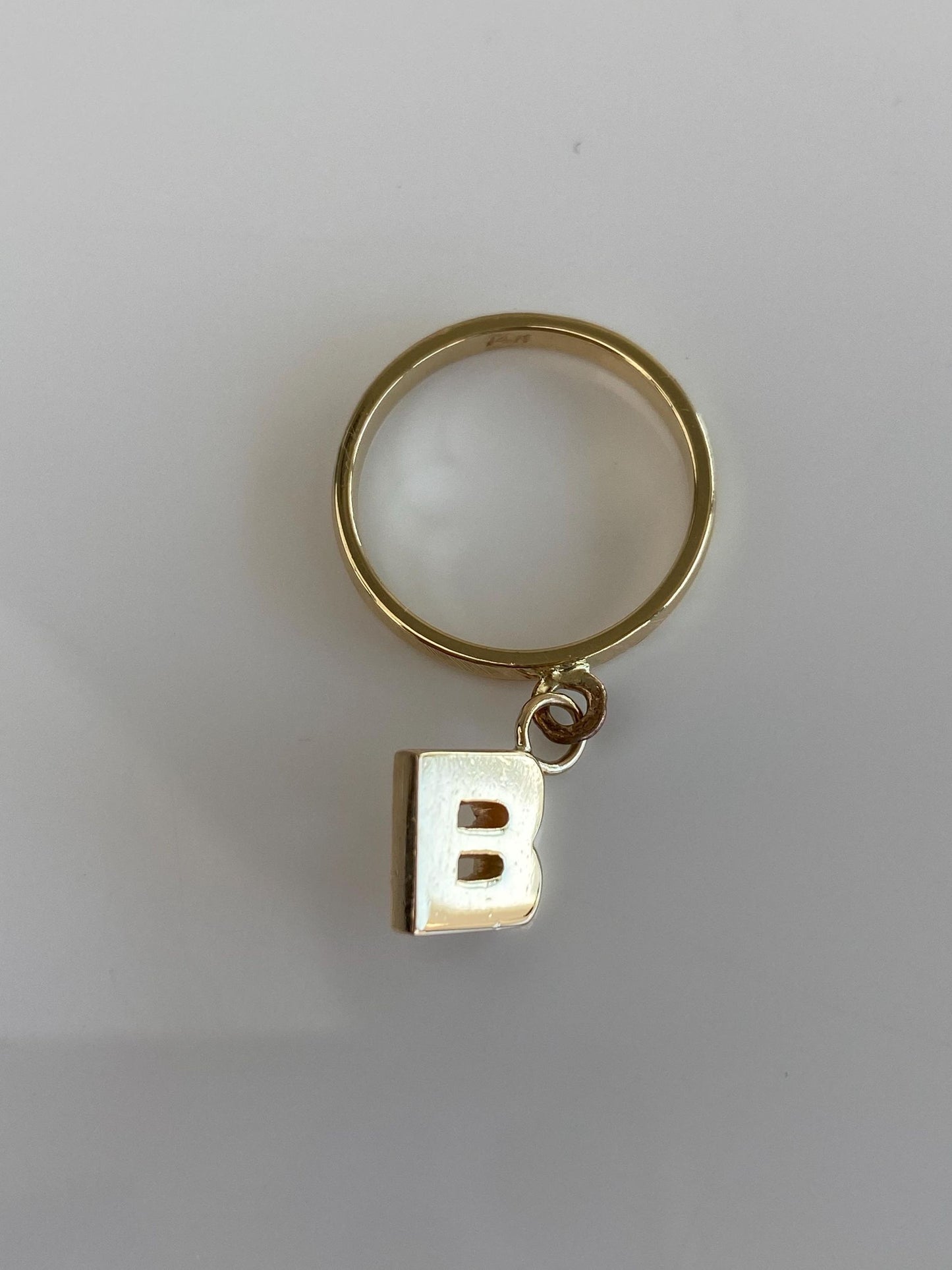 Vintage Solid 14k Yellow Gold Initial 'B' Charm Ring - Size 6.5