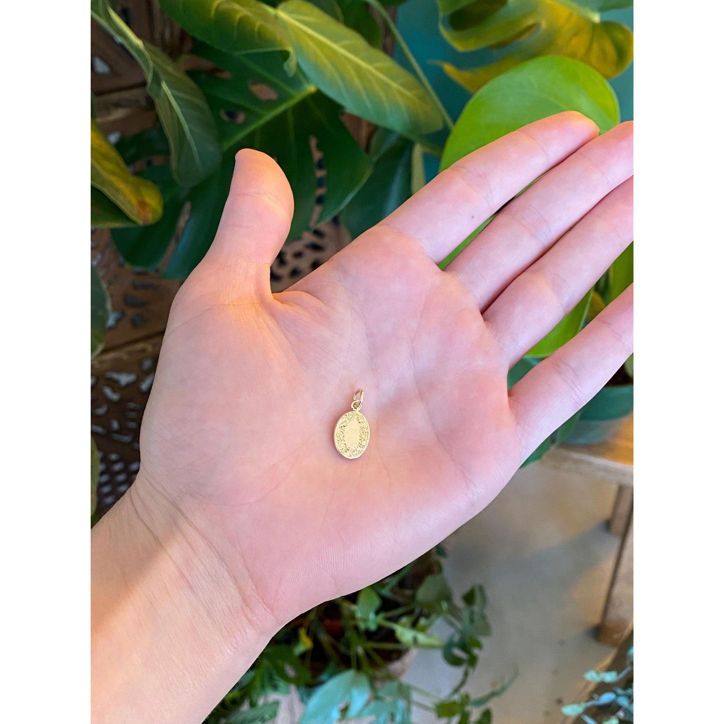 Vintage Solid 14k Yellow Gold Engraved Cufflink Conversion Charm