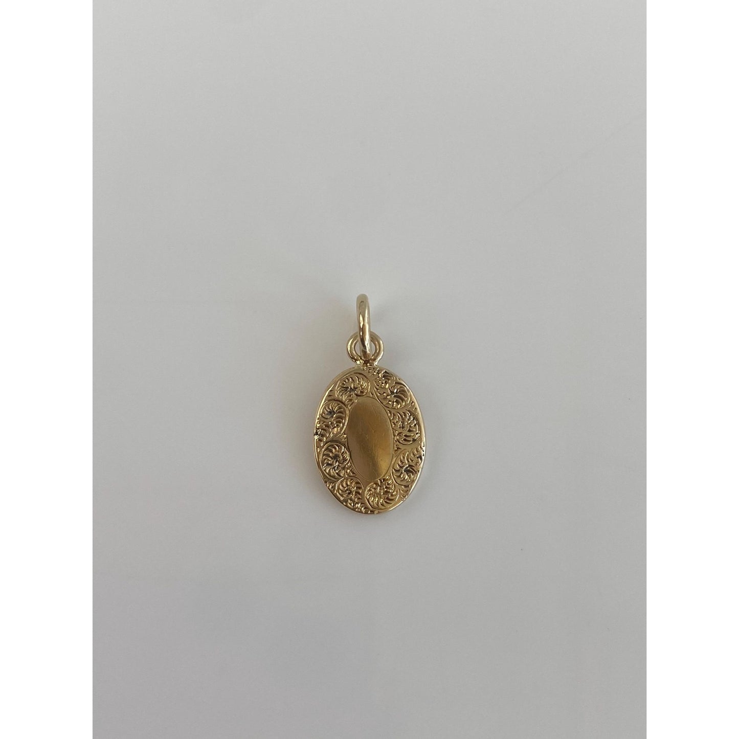 Vintage Solid 14k Yellow Gold Engraved Cufflink Conversion Charm