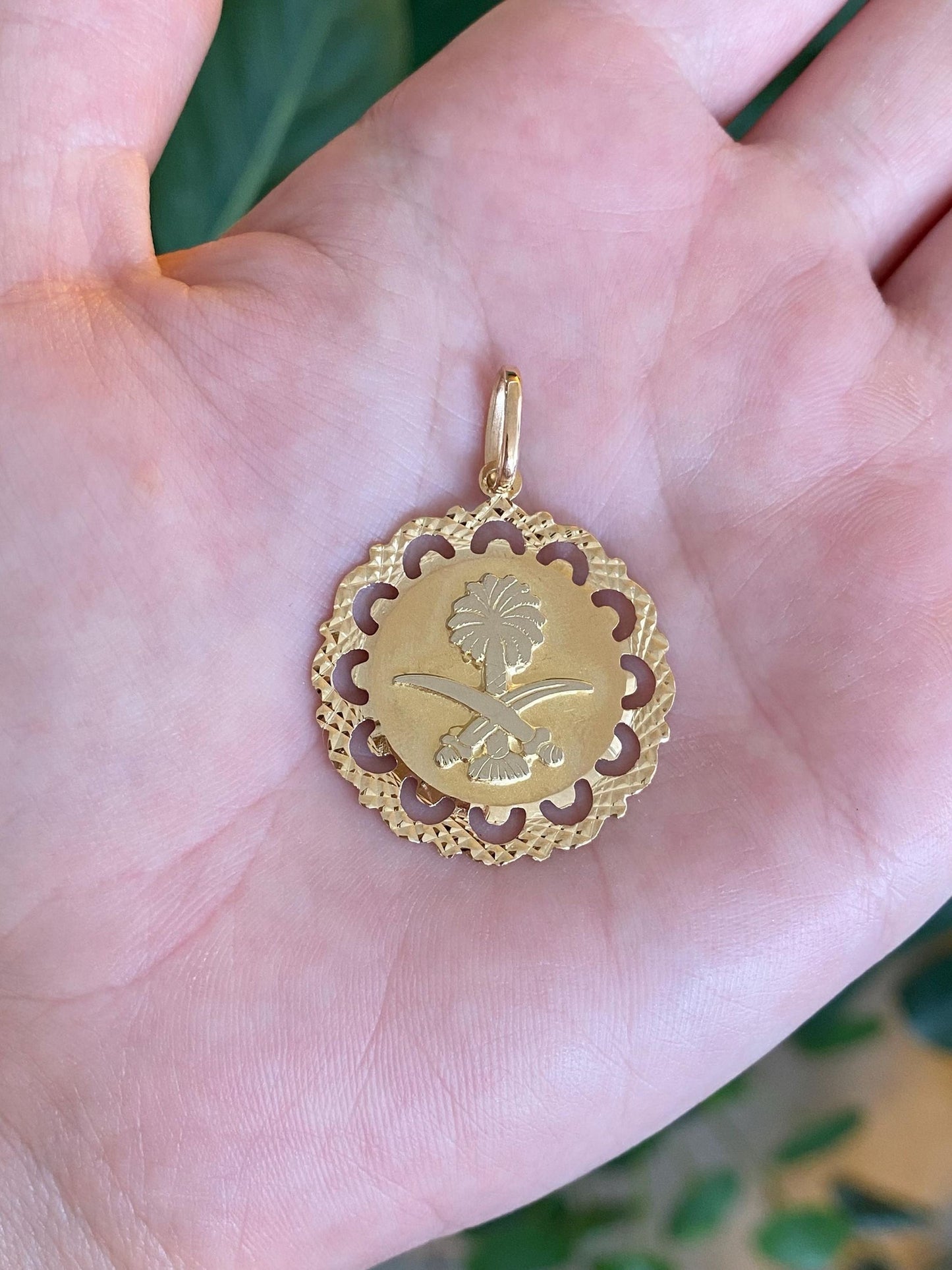 Vintage Solid 18k White & Yellow Gold Saudi Arabia Charm