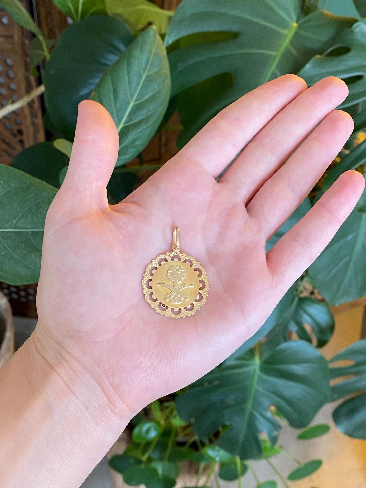 Vintage Solid 18k White & Yellow Gold Saudi Arabia Charm