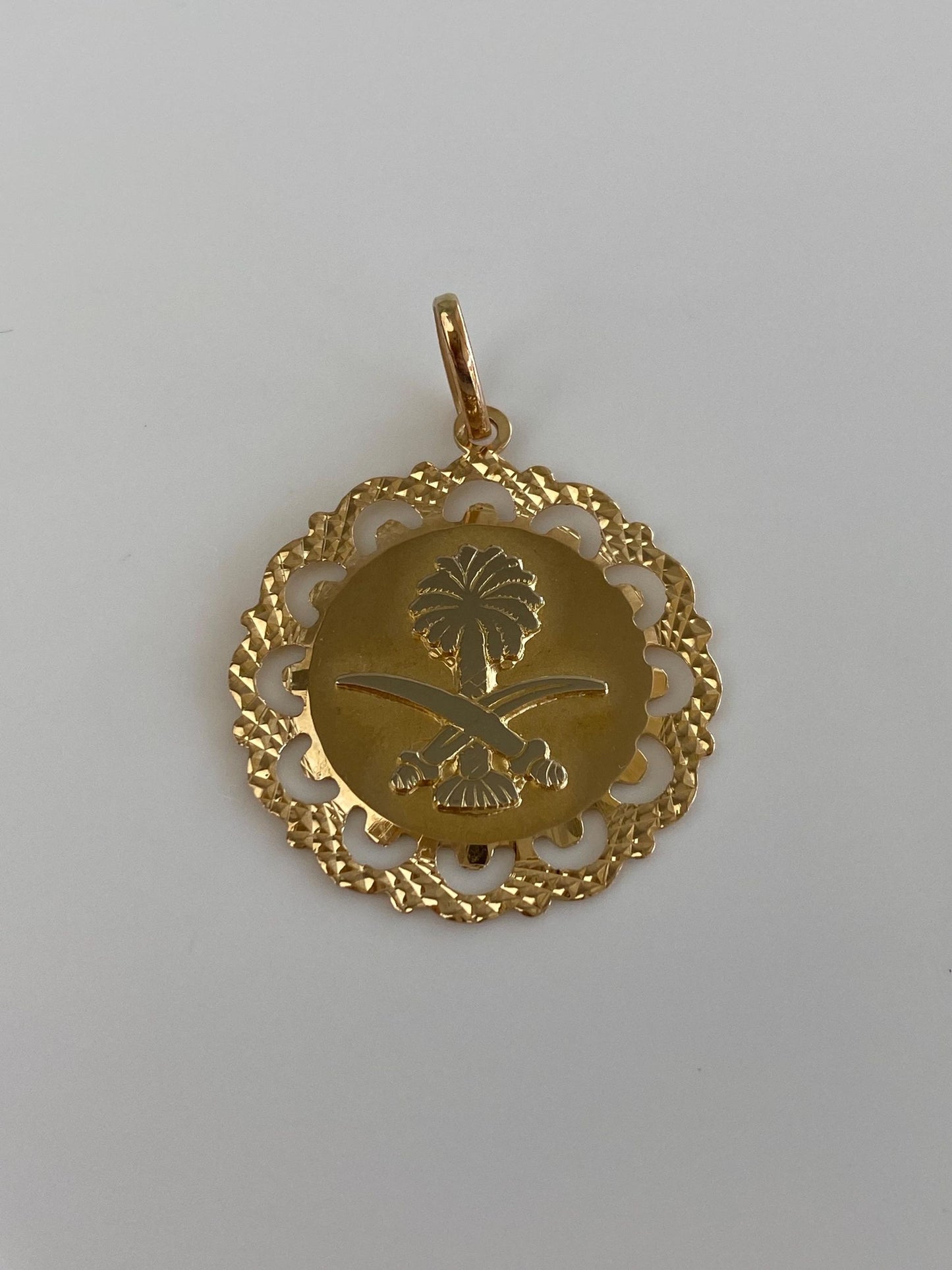 Vintage Solid 18k White & Yellow Gold Saudi Arabia Charm