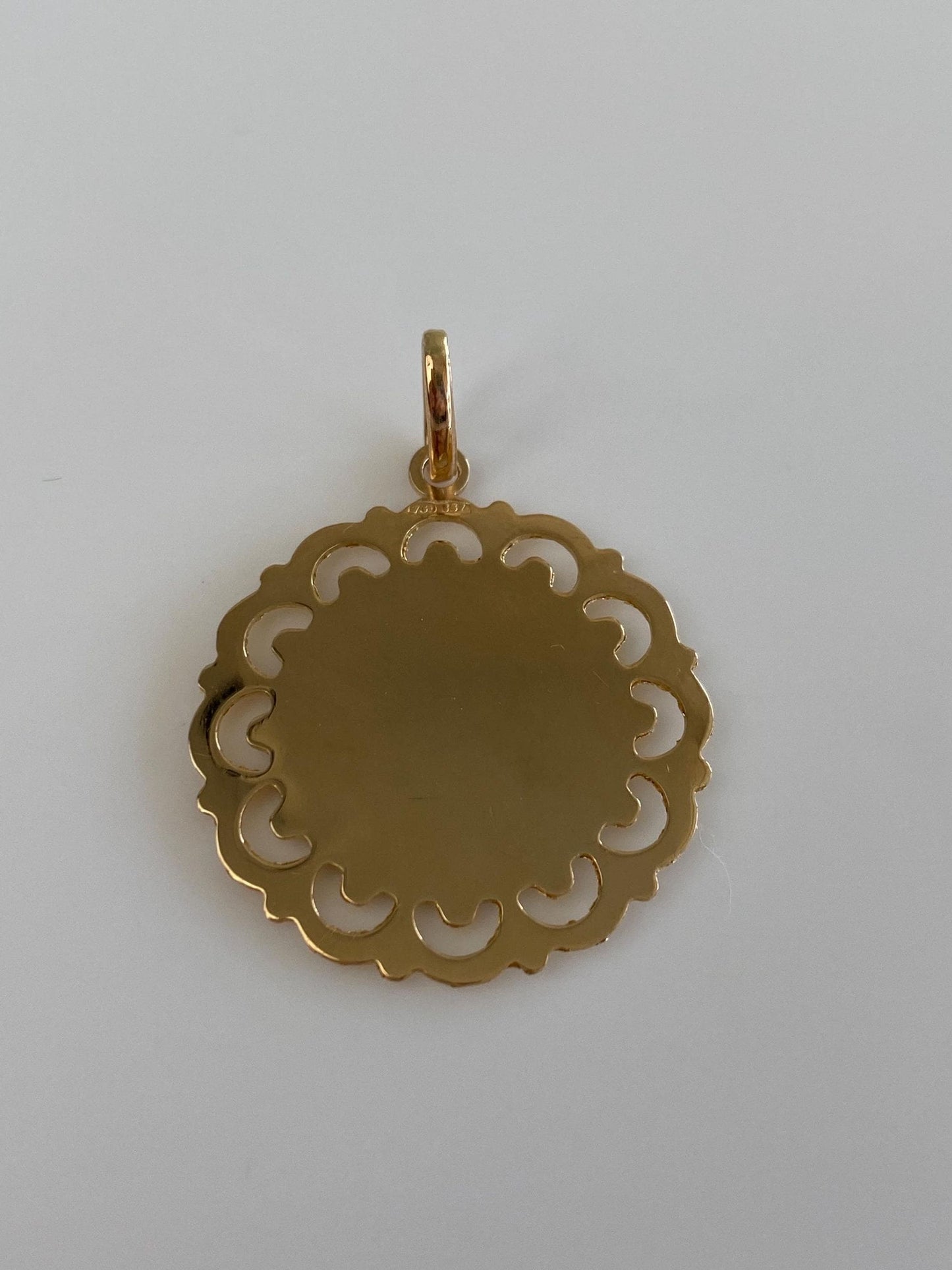 Vintage Solid 18k White & Yellow Gold Saudi Arabia Charm