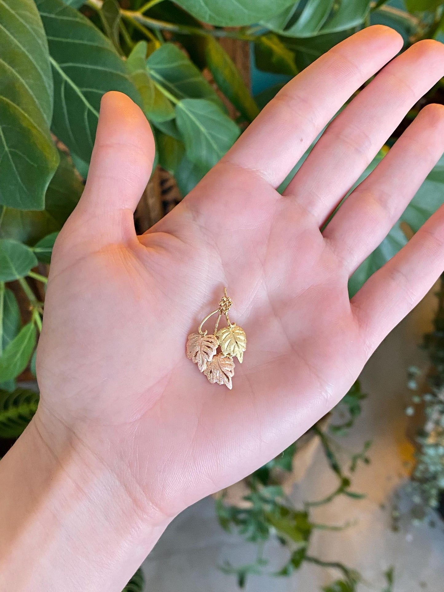 Vintage Solid 14k Tri Tone Gold Grape Leaves Charm