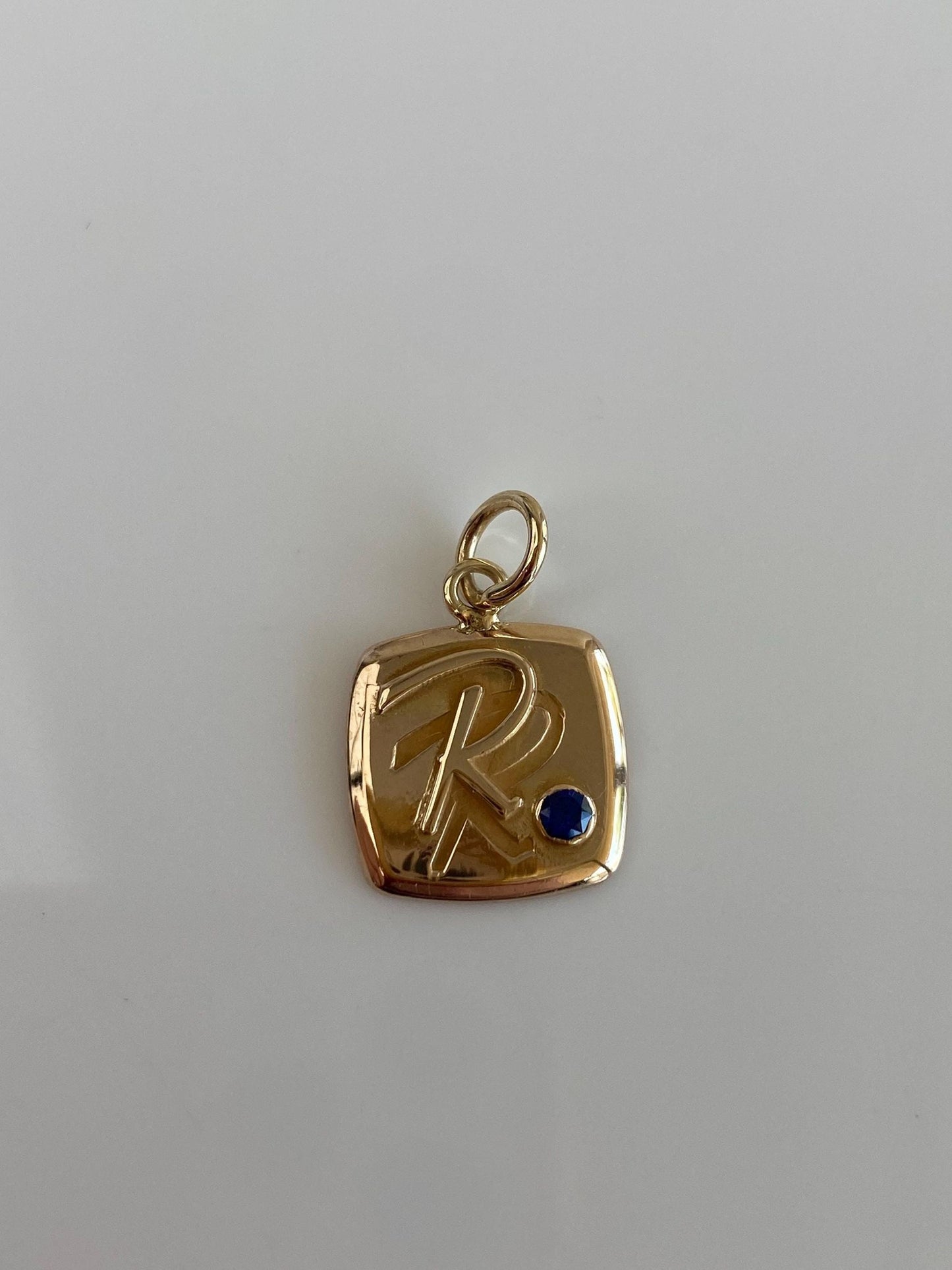 Vintage Solid 10k Yellow Gold Blue Sapphire Initial 'R' Charm