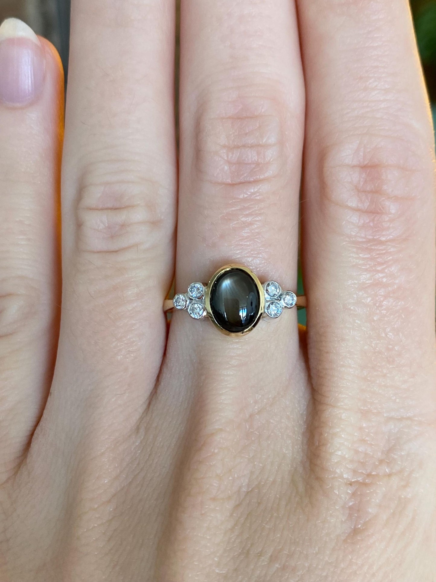 Vintage Solid 18k White & Yellow Gold Diamond Star Sapphire Ring - Size 7