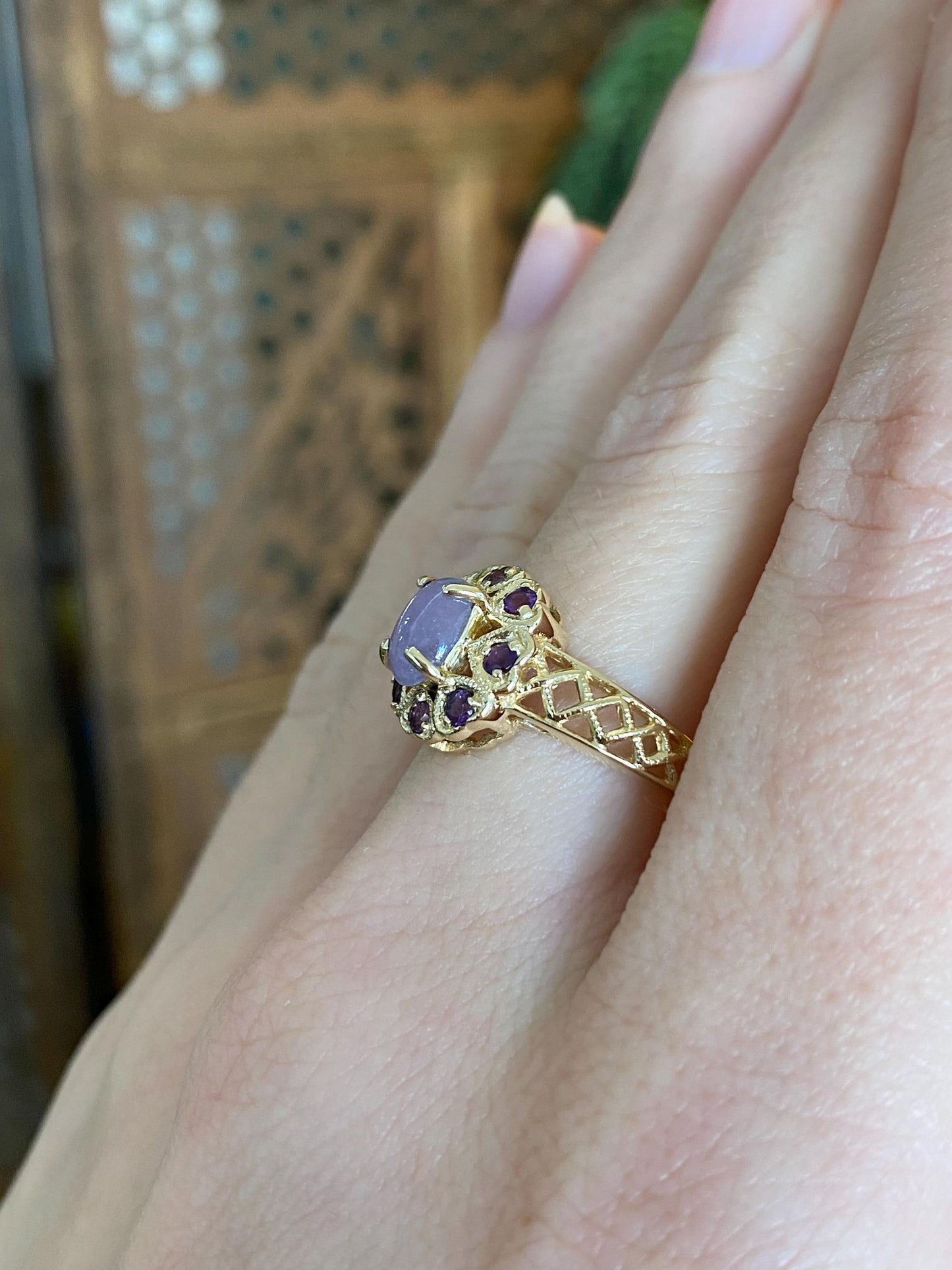 Vintage Solid 14k Yellow Gold Amethyst Halo Purple Chalcedony Ring - Size 7.75
