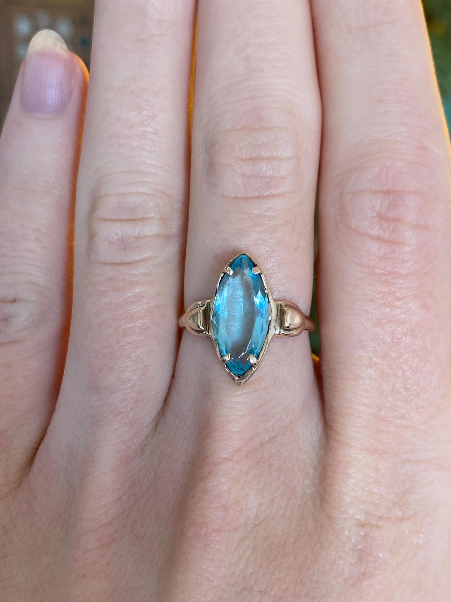 Vintage Solid 10k Yellow Gold Blue Cubic Zirconia Marquis Ring - Size 6.25