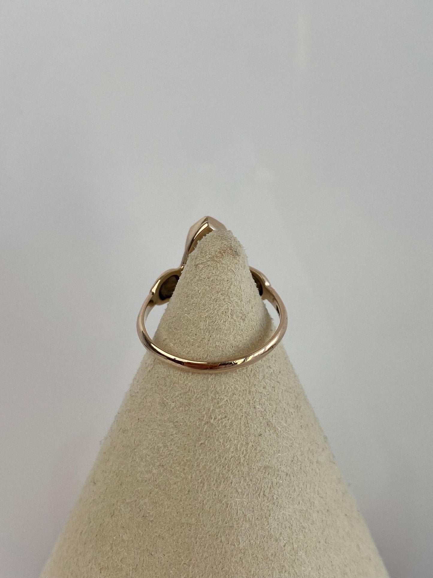 Vintage Solid 10k Yellow Gold Blue Cubic Zirconia Marquis Ring - Size 6.25