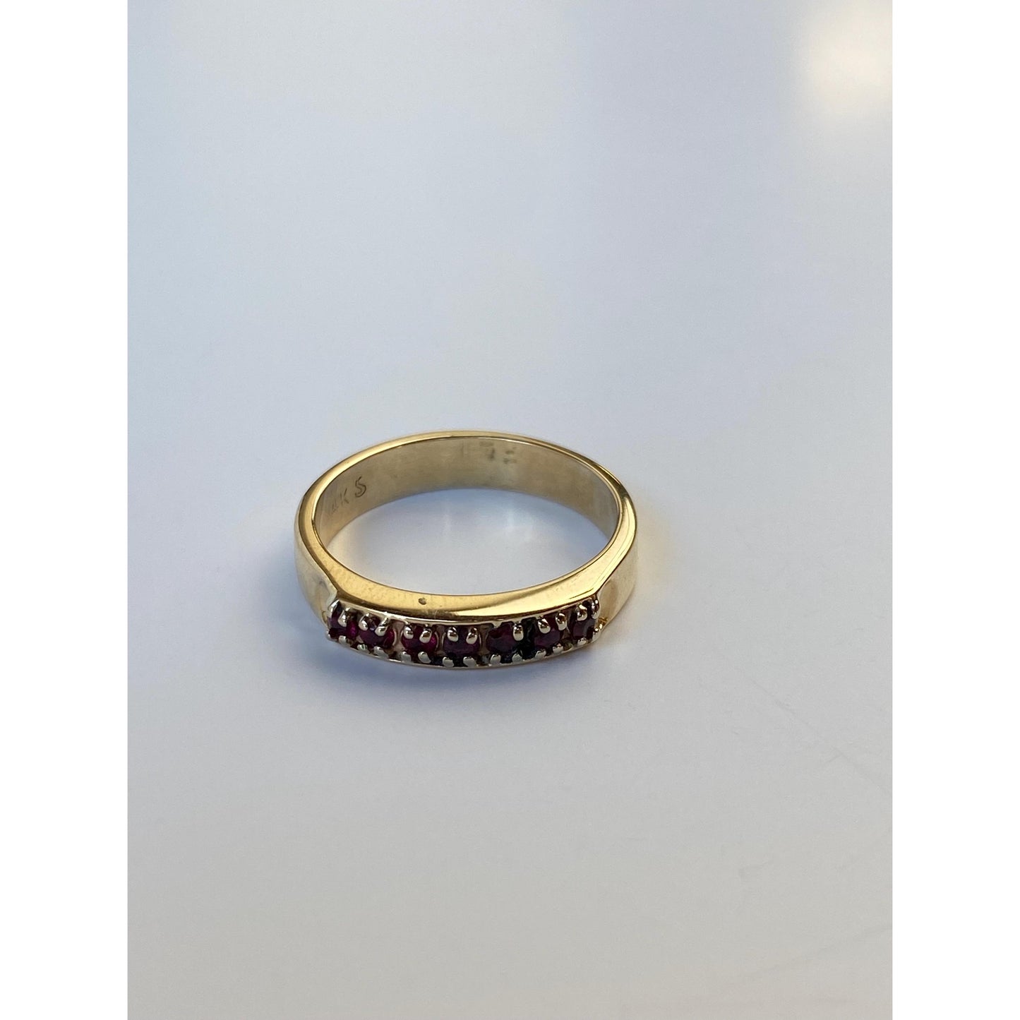 Solid 14k Yellow Gold Red Spinel Ring Band - Size 5.5
