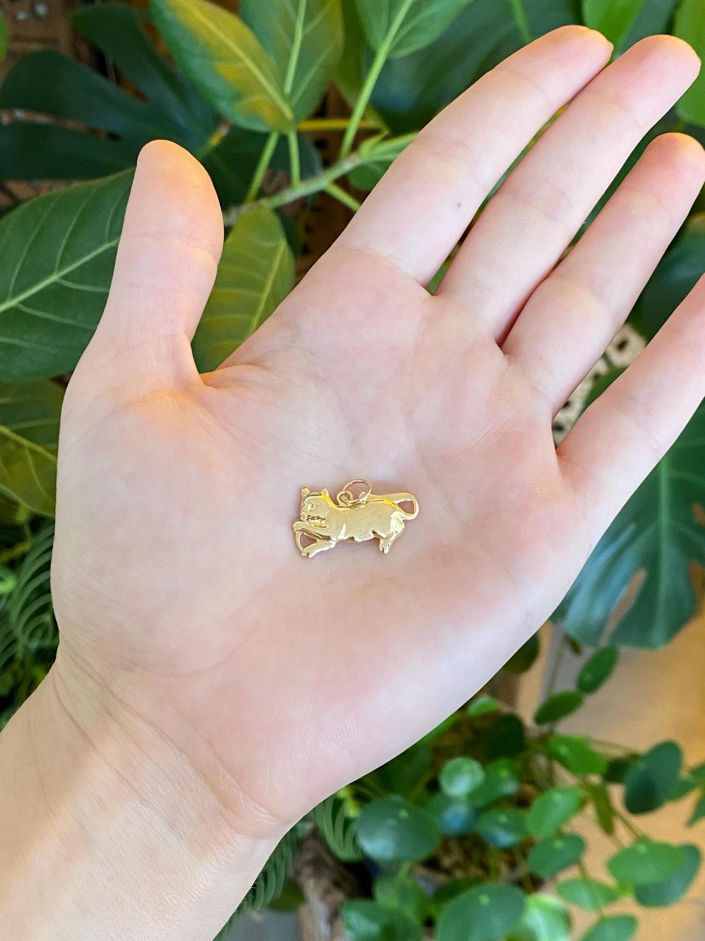 Vintage Solid 14k Yellow Gold Playing Cat Charm