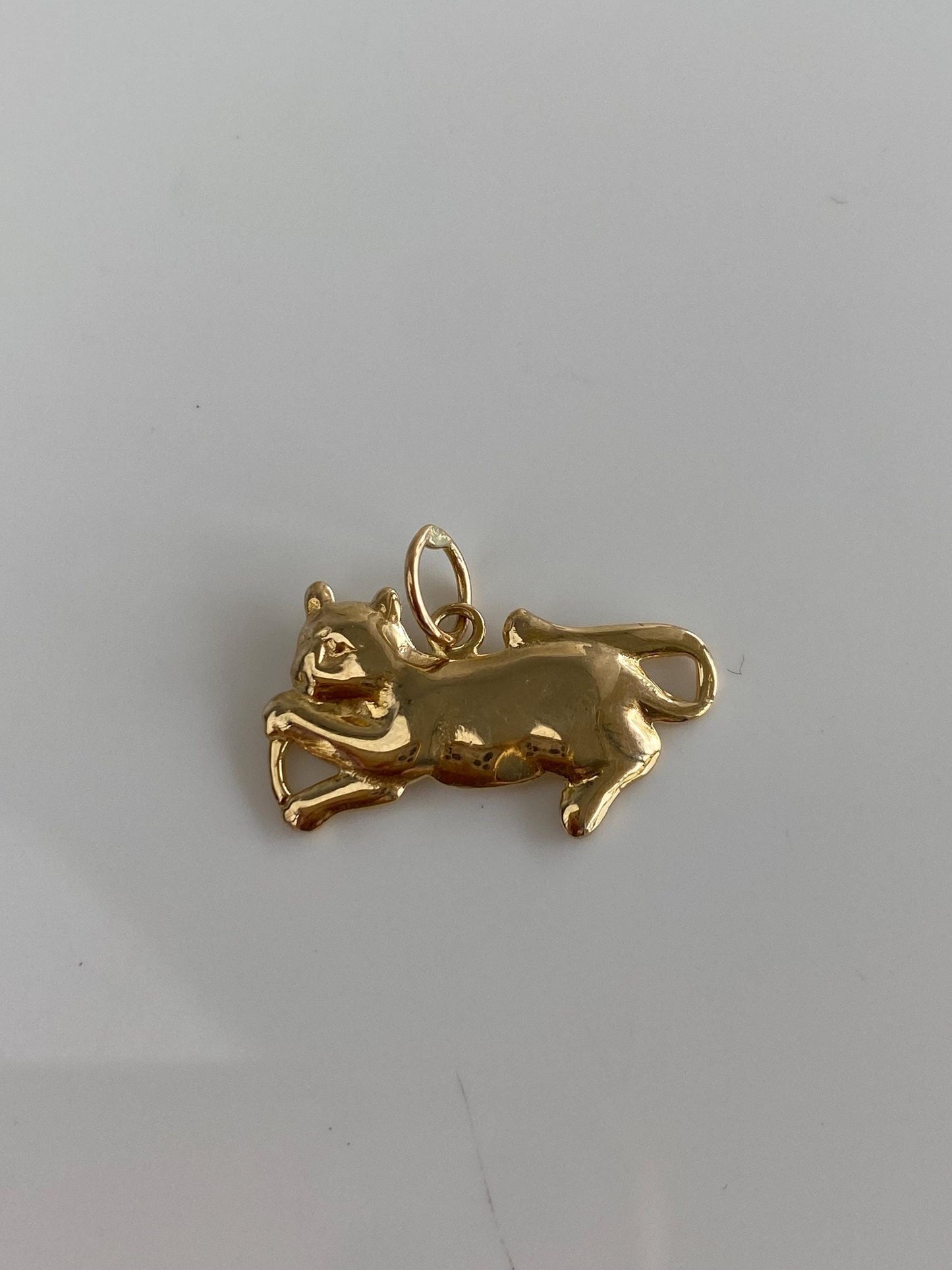 Vintage Solid 14k Yellow Gold Playing Cat Charm