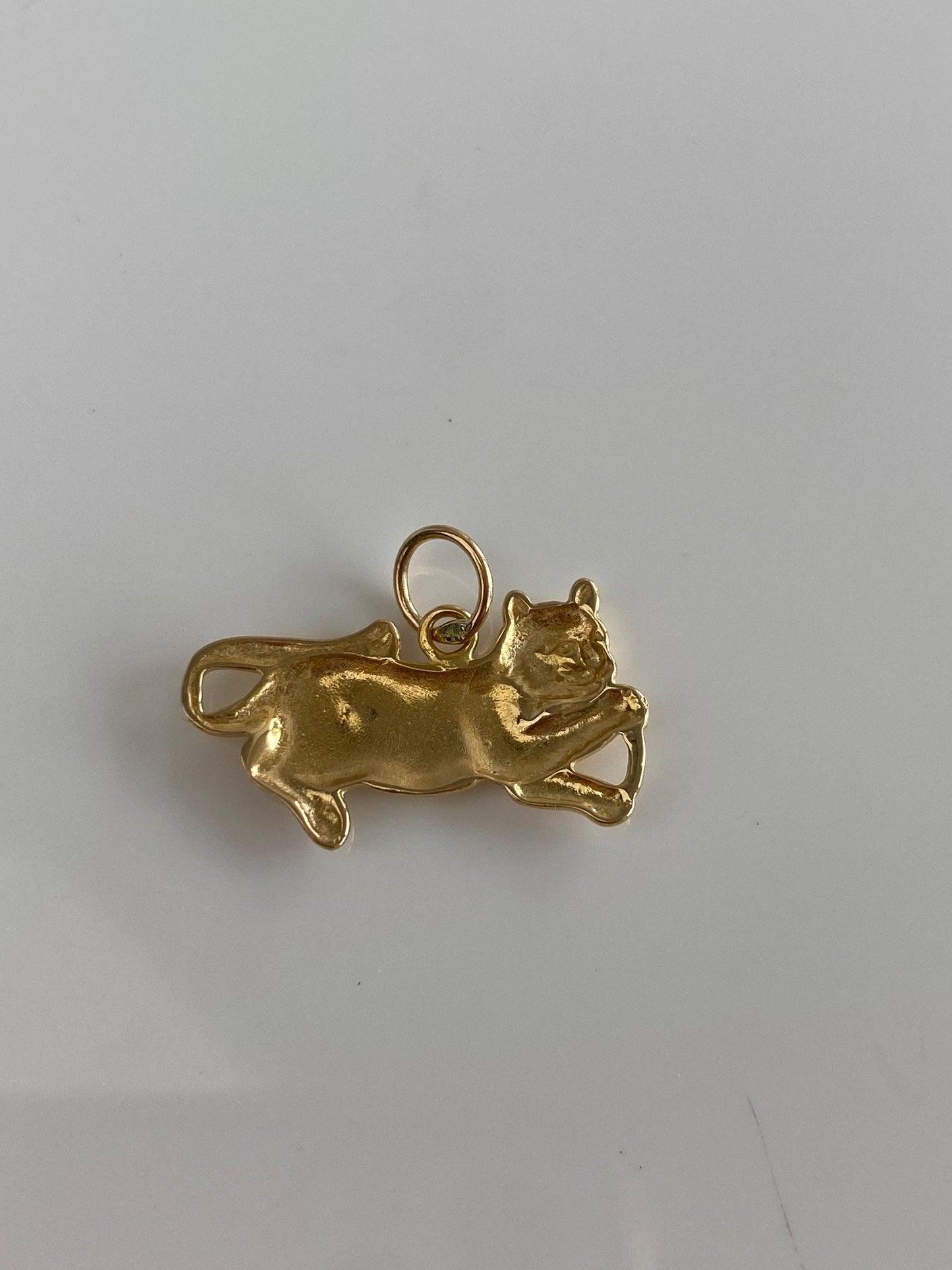 Vintage Solid 14k Yellow Gold Playing Cat Charm