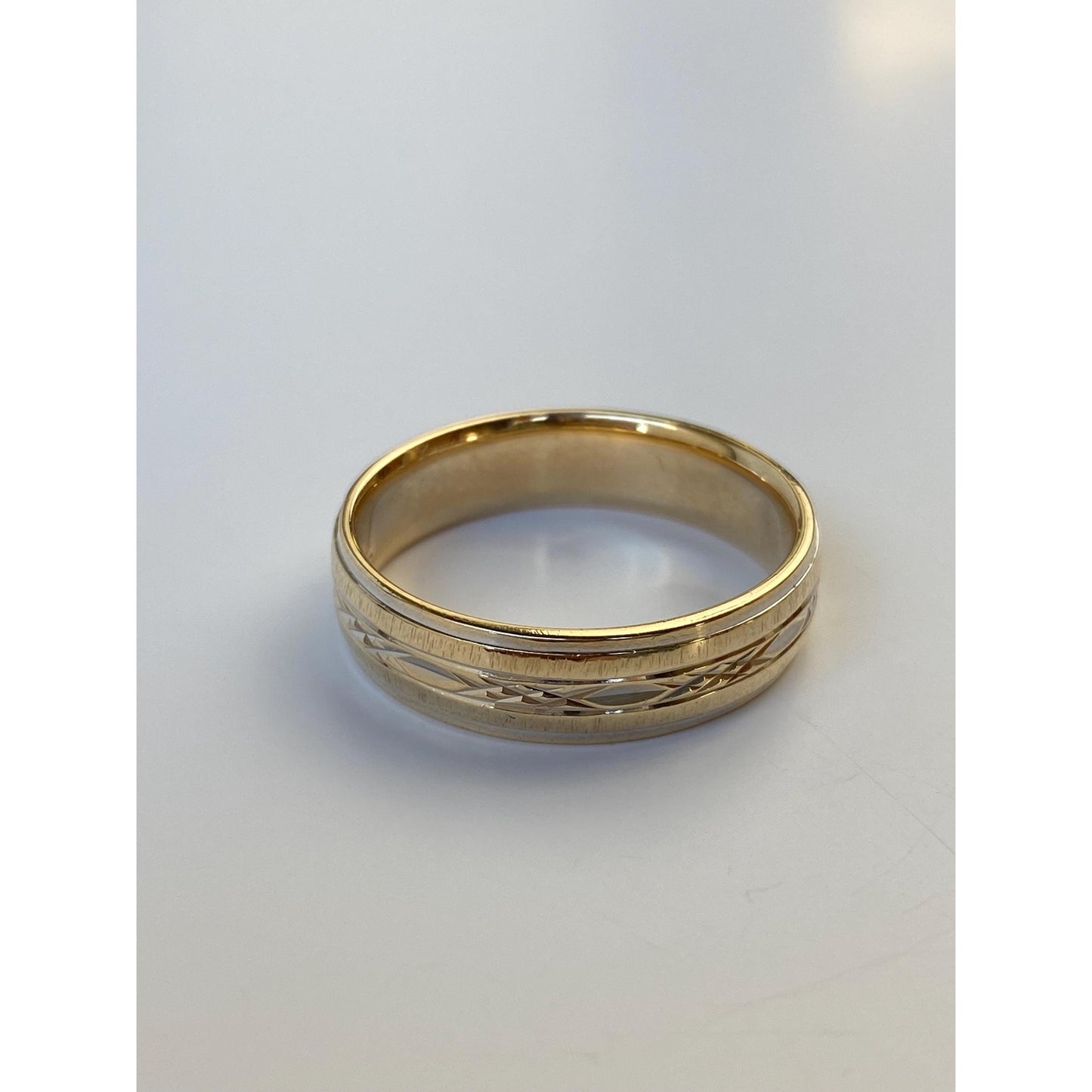 Vintage Solid 10k Yellow Gold Patterned Ring Band - Size 10.5
