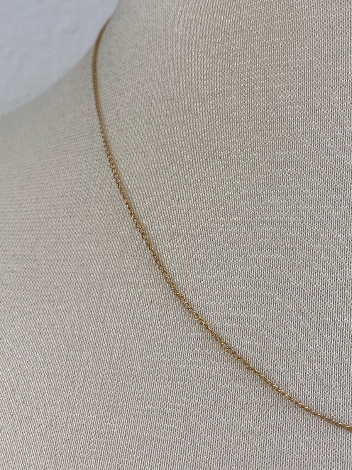 Vintage Solid 14k Yellow Gold Dainty Curb Chain Necklace - 18 inches