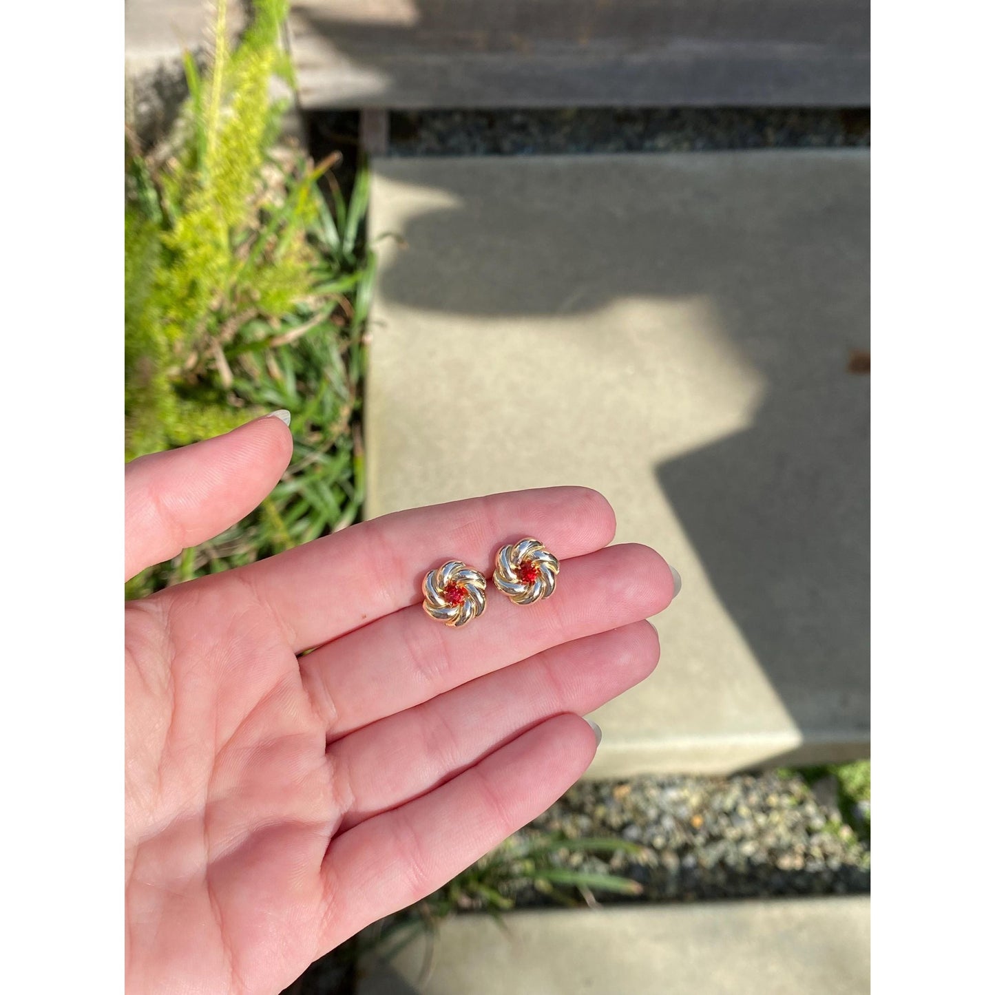 Vintage Solid 10k Yellow Gold Red Cubic Zirconia Knot Style Stud Earrings