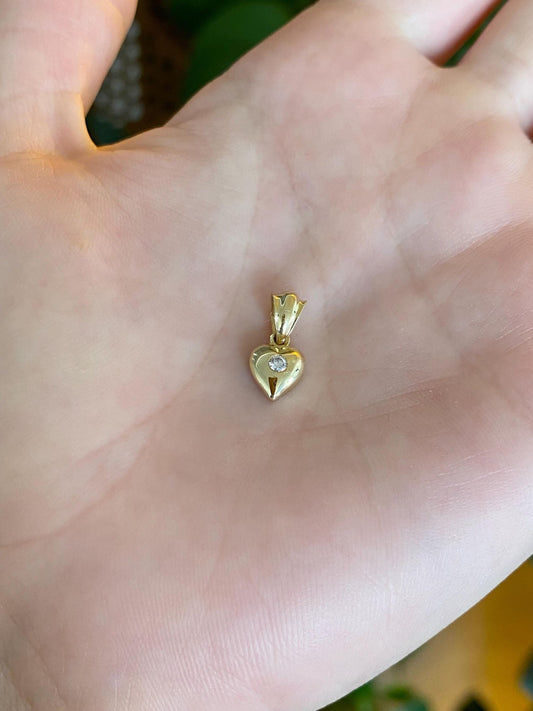 Vintage Solid 14k Yellow Gold Diamond Heart Charm
