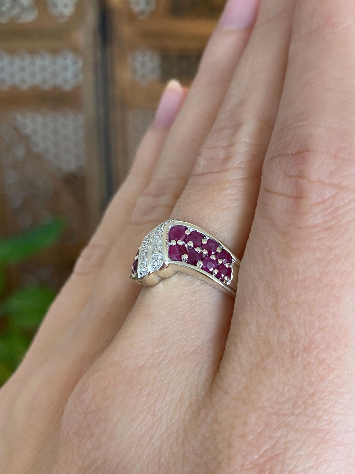 Vintage Solid 10k White Gold Diamond Ruby Ring Band - Size 6.75