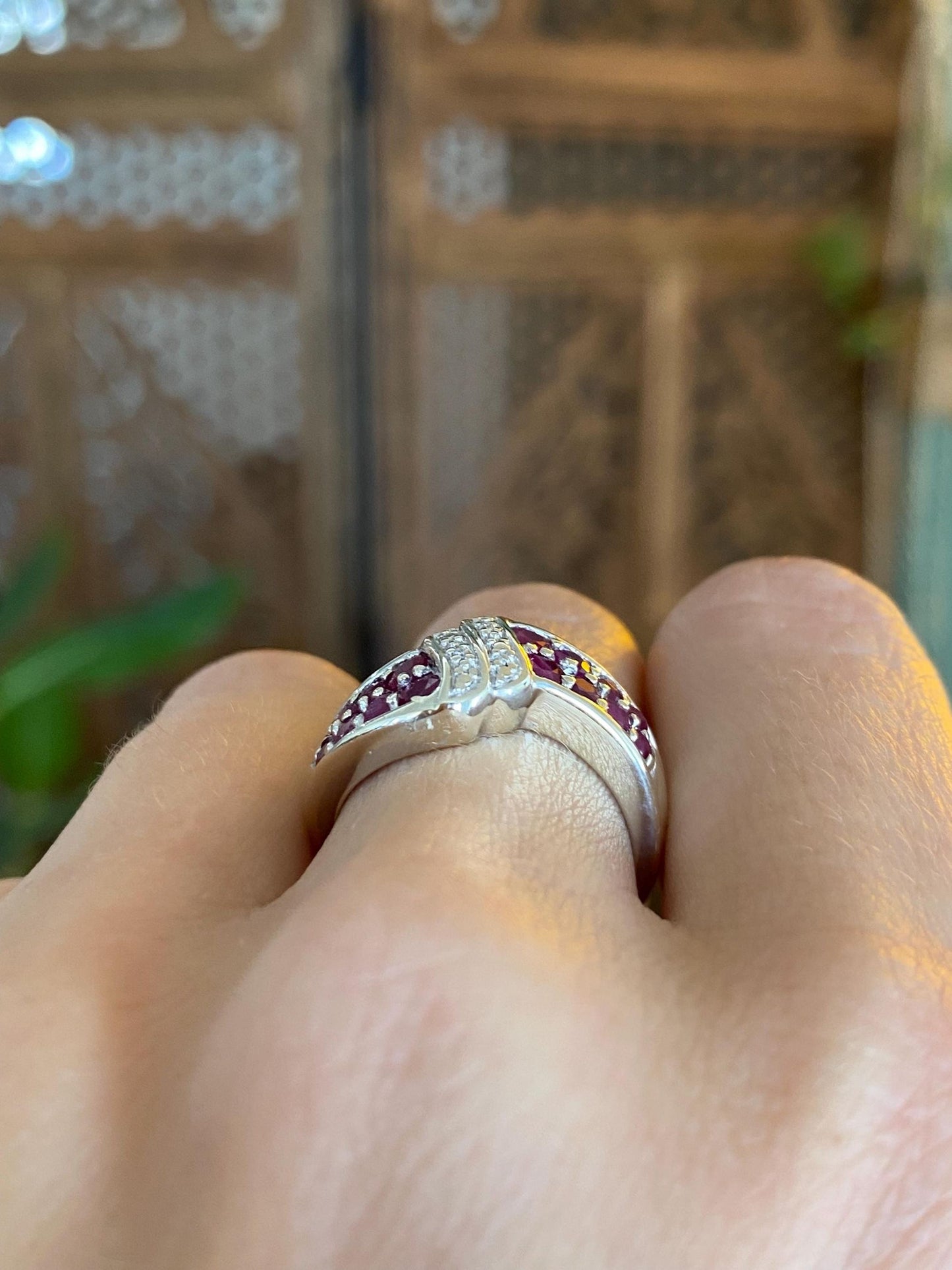 Vintage Solid 10k White Gold Diamond Ruby Ring Band - Size 6.75