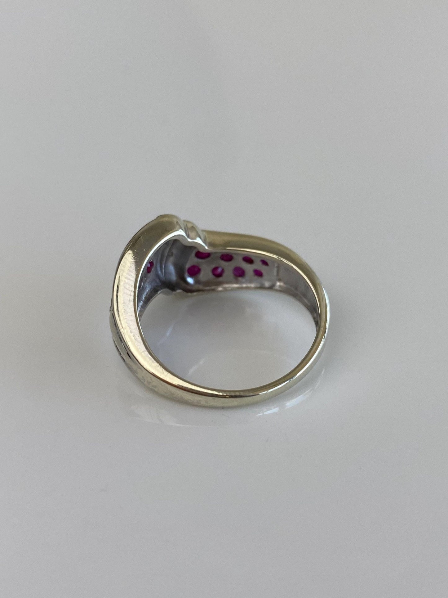 Vintage Solid 10k White Gold Diamond Ruby Ring Band - Size 6.75