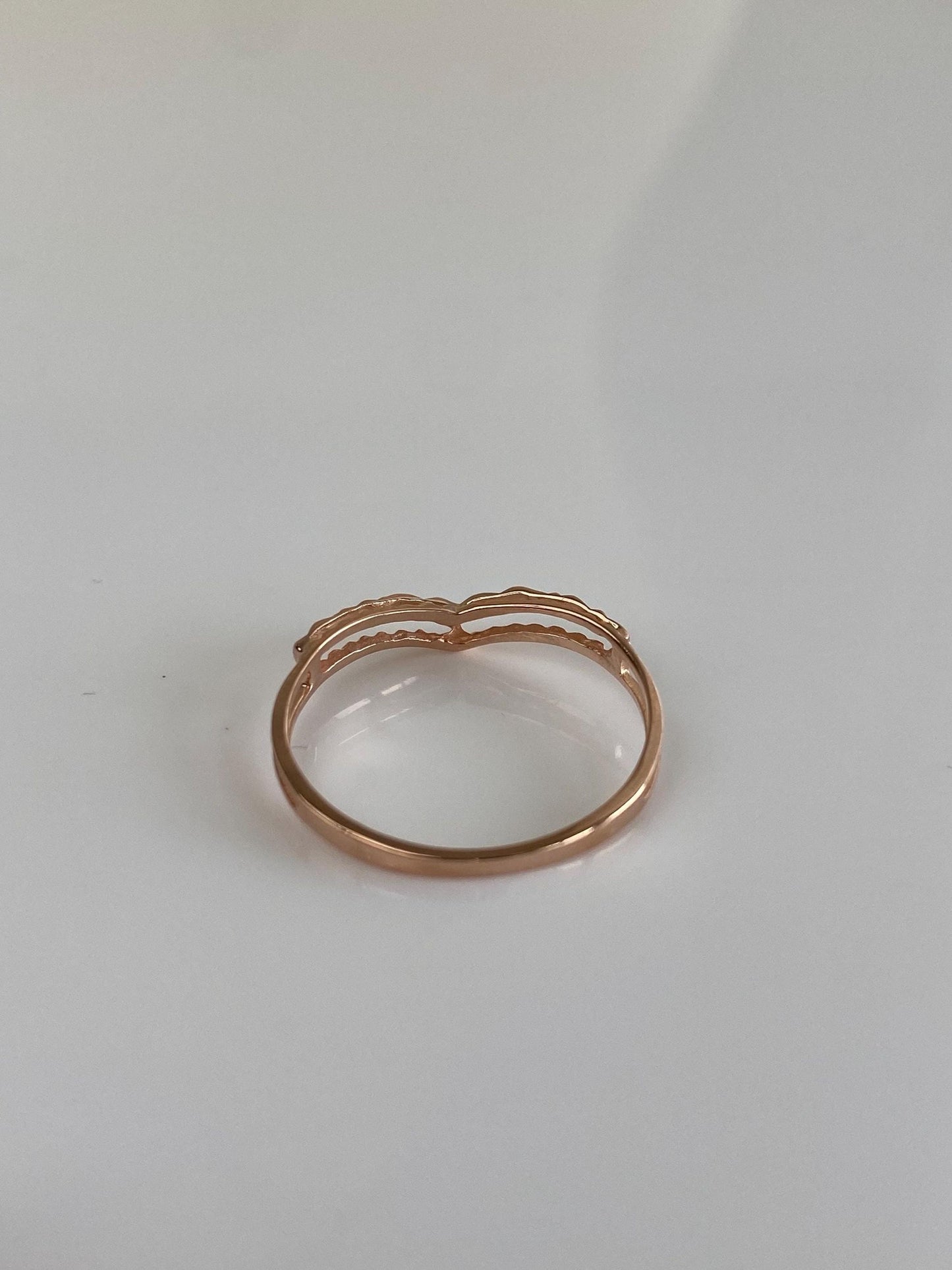 Vintage Solid 14k Rose Gold Diamond Cut Chevron Ring Band - Size 6.75