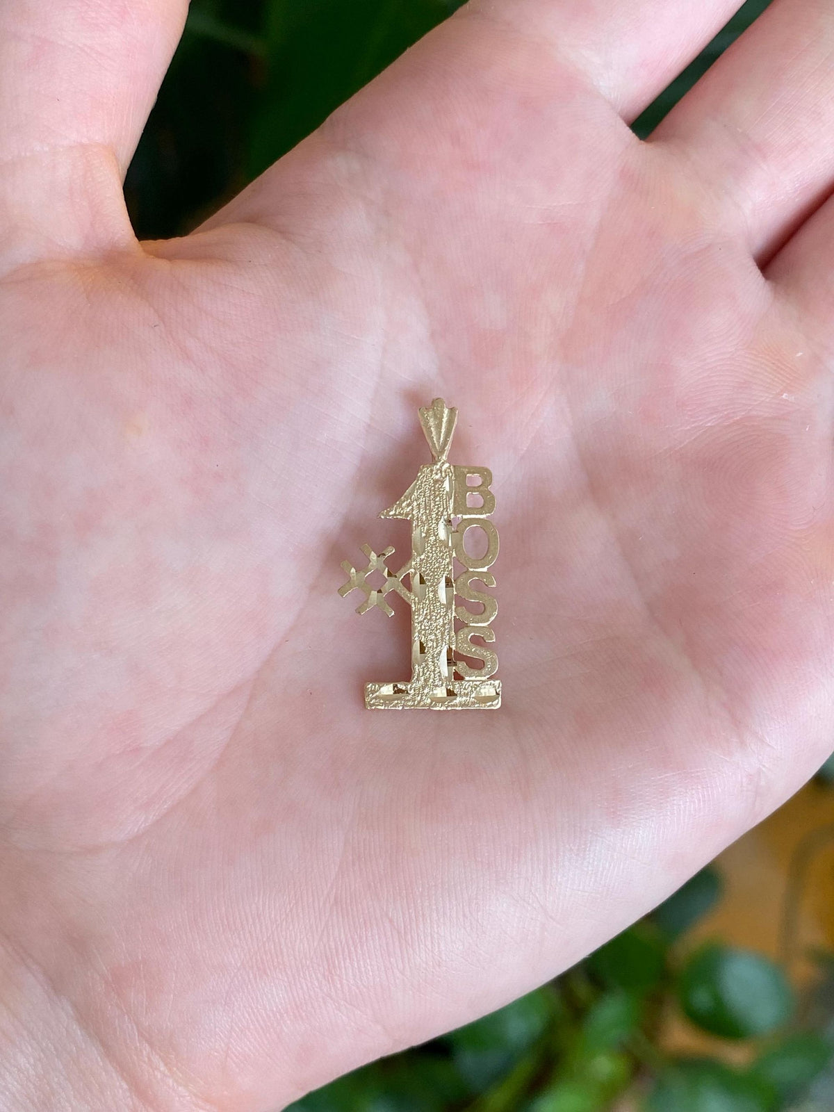 Vintage Solid 14k Yellow Gold Diamond Cut '#1 Boss' Charm