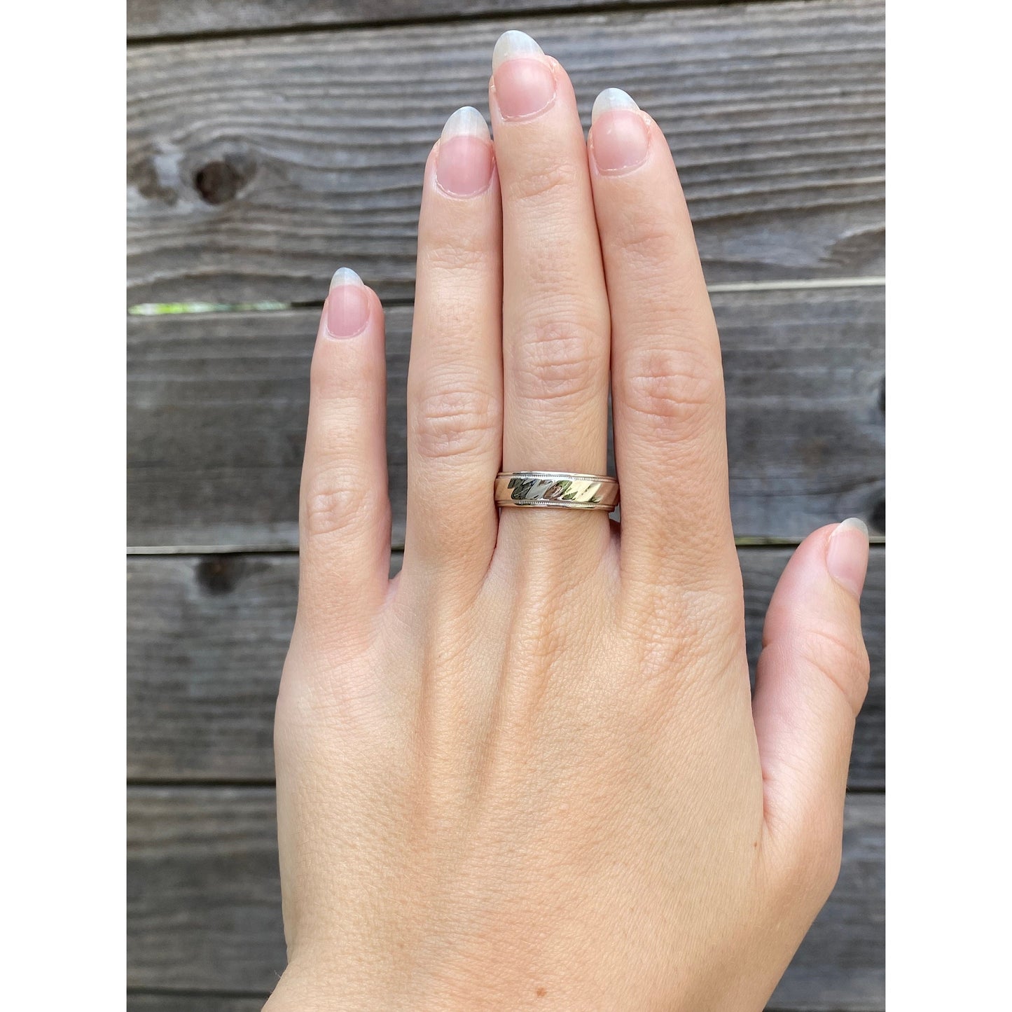 Vintage Solid 14k White Gold Milgrain Pattern Ring Band - Size 7.5