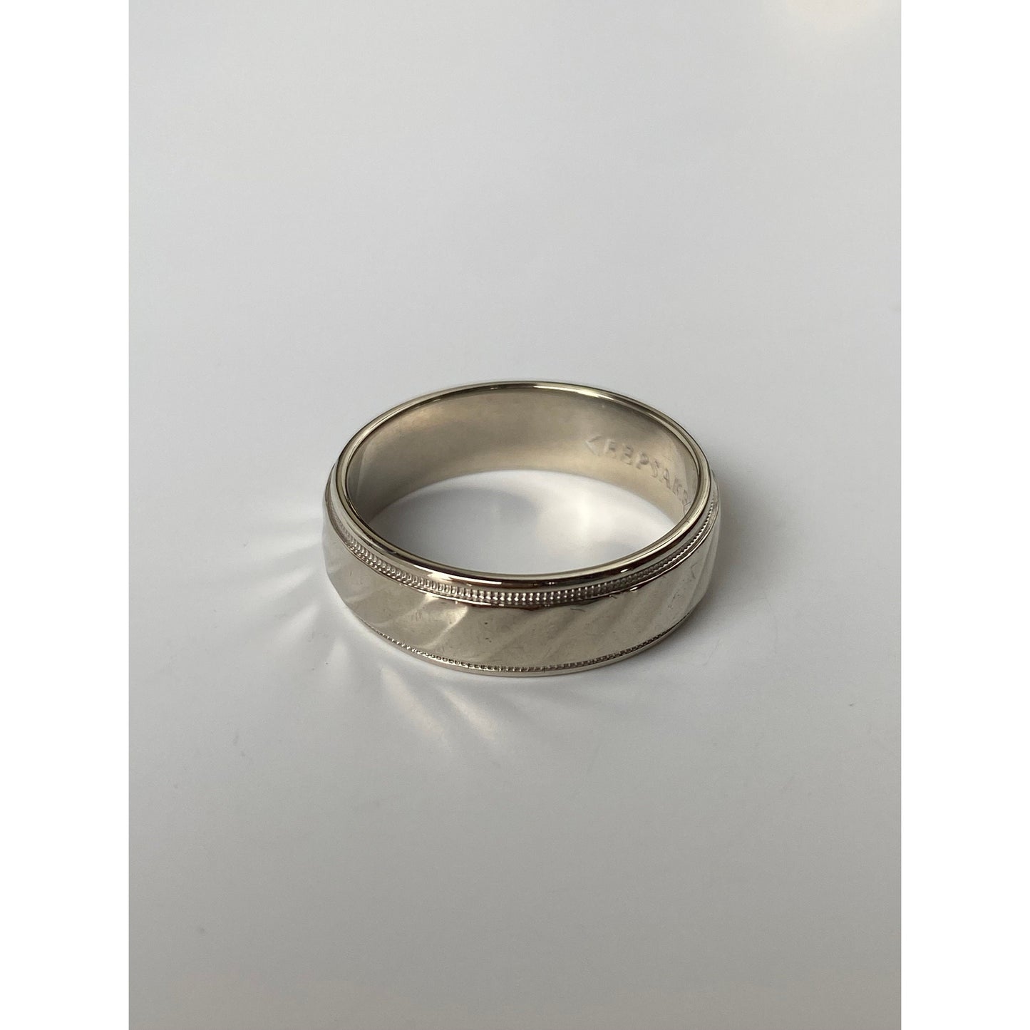 Vintage Solid 14k White Gold Milgrain Pattern Ring Band - Size 7.5