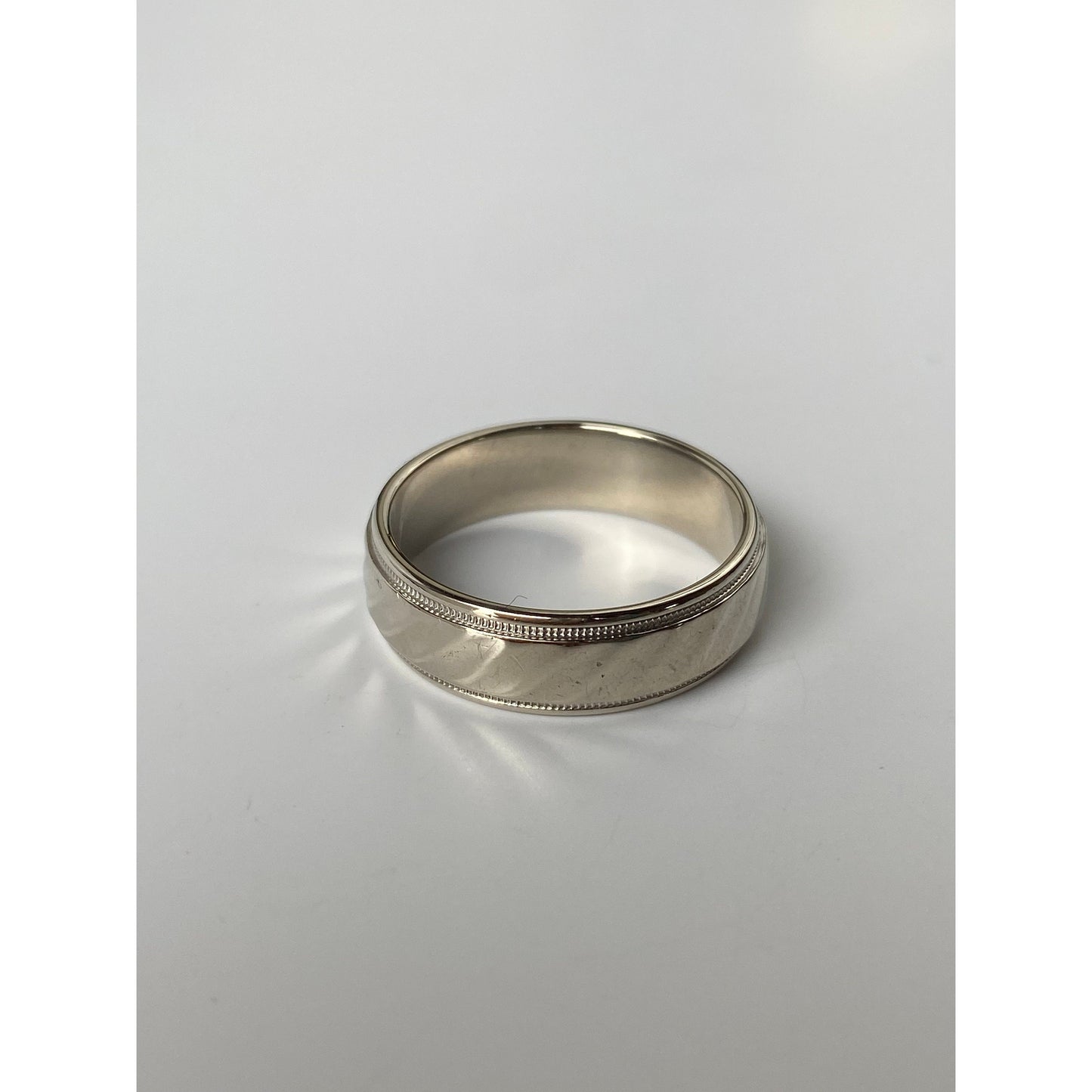 Vintage Solid 14k White Gold Milgrain Pattern Ring Band - Size 7.5