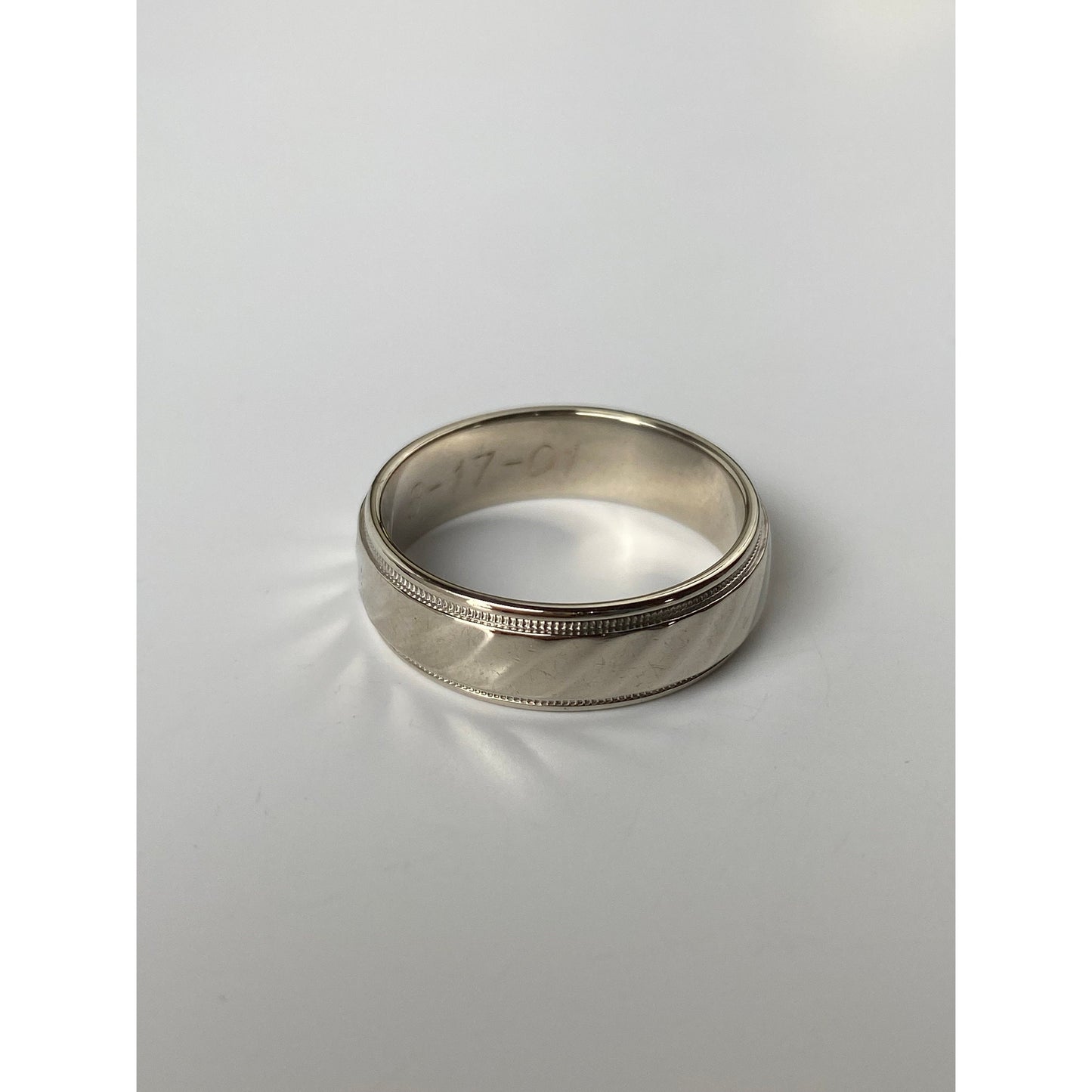 Vintage Solid 14k White Gold Milgrain Pattern Ring Band - Size 7.5