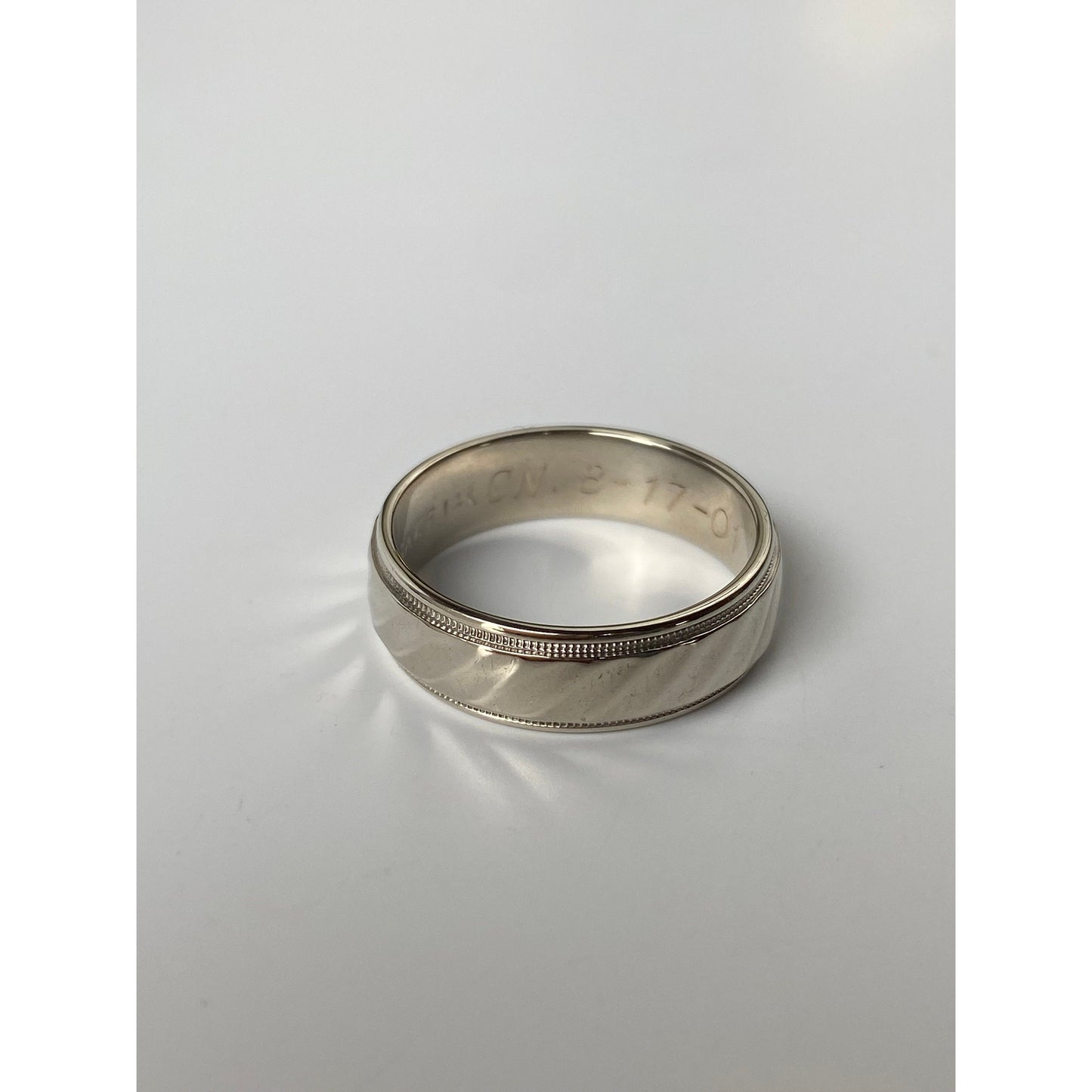 Vintage Solid 14k White Gold Milgrain Pattern Ring Band - Size 7.5