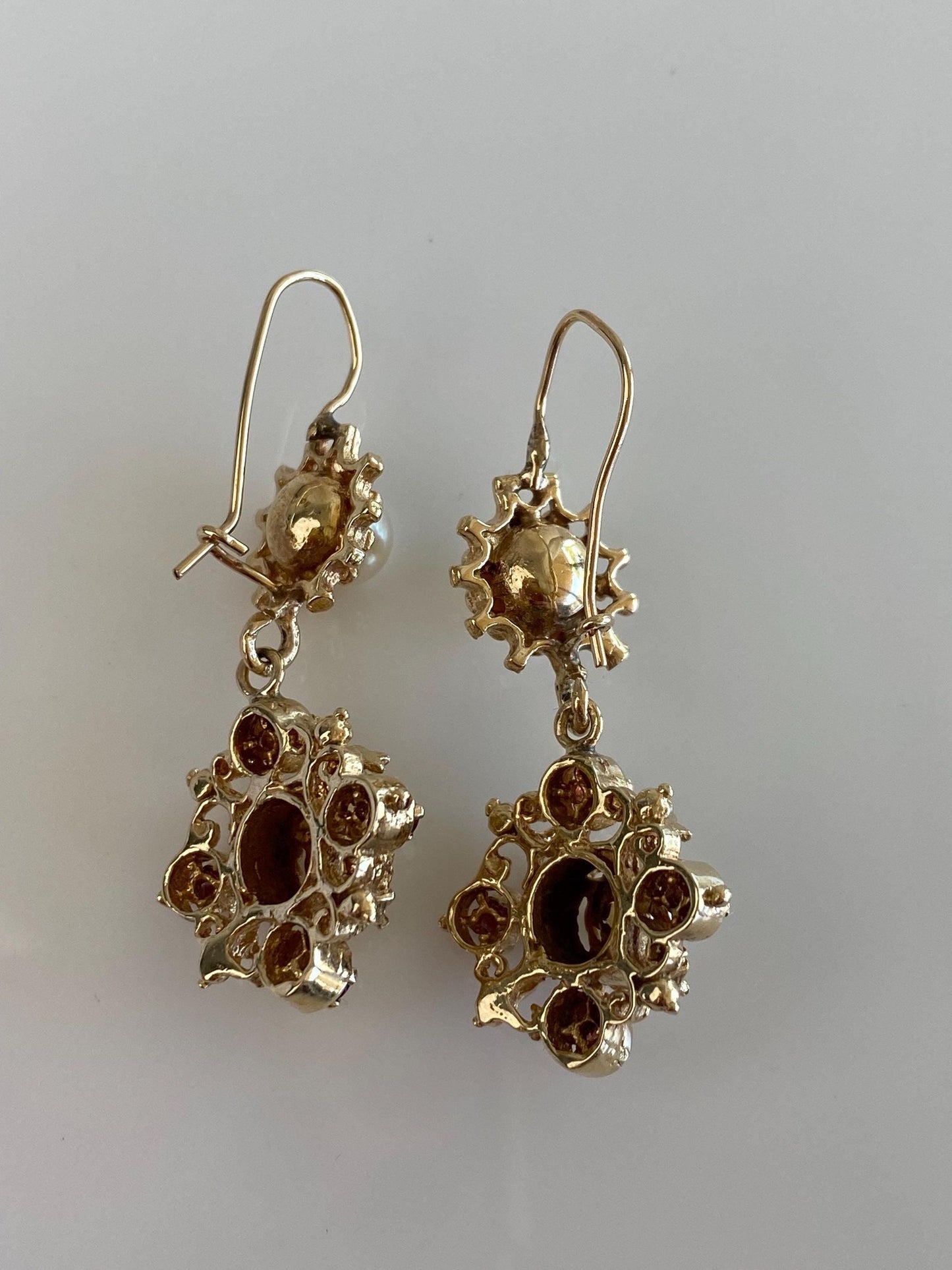 Vintage Solid 14k Yellow Gold Pearls Garnet Dangle Earrings