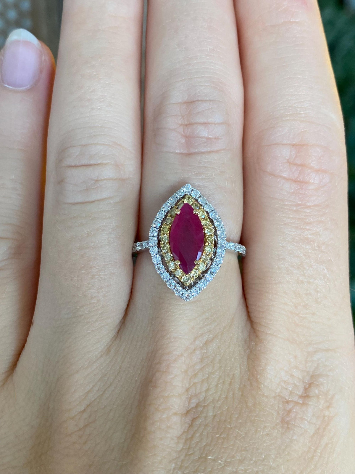 Vintage Solid 18k White Gold 1.5ct Marquis Ruby Clear & Yellow Diamonds Ring - Size 6.75
