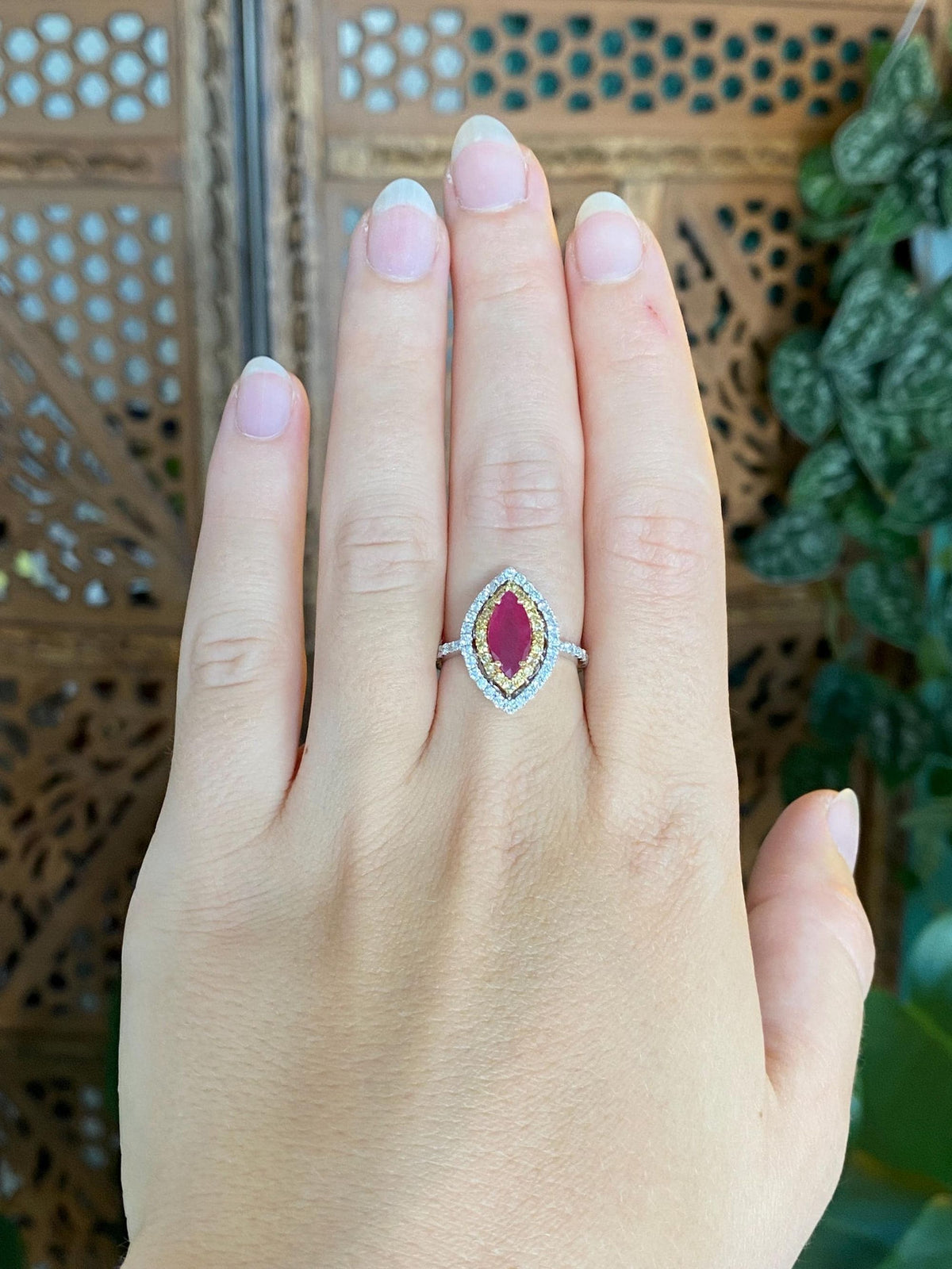 Vintage Solid 18k White Gold 1.5ct Marquis Ruby Clear & Yellow Diamonds Ring - Size 6.75