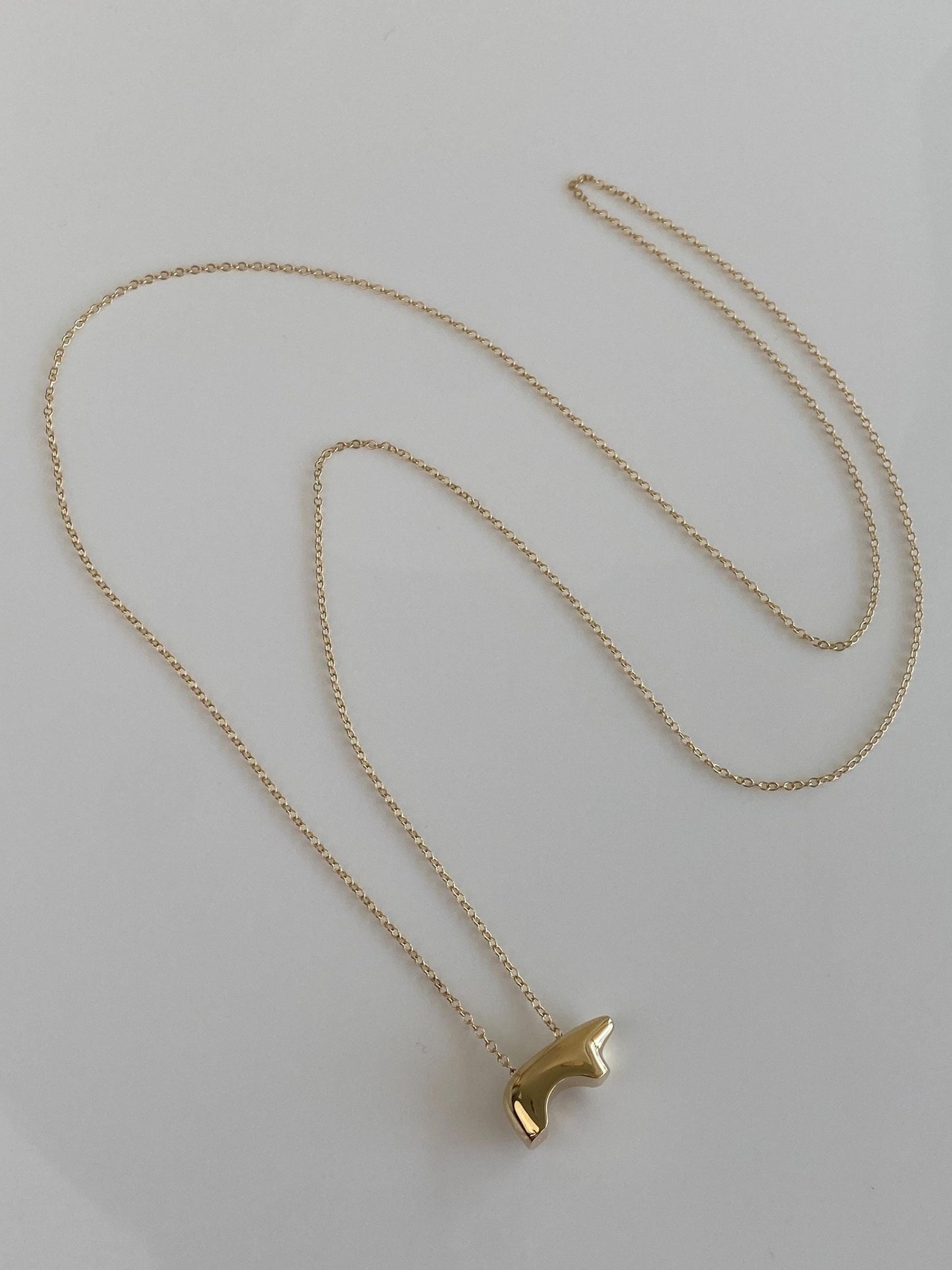 Vintage Solid 14k Yellow Gold Bear Long Rolo Chain Necklace - 32 inches