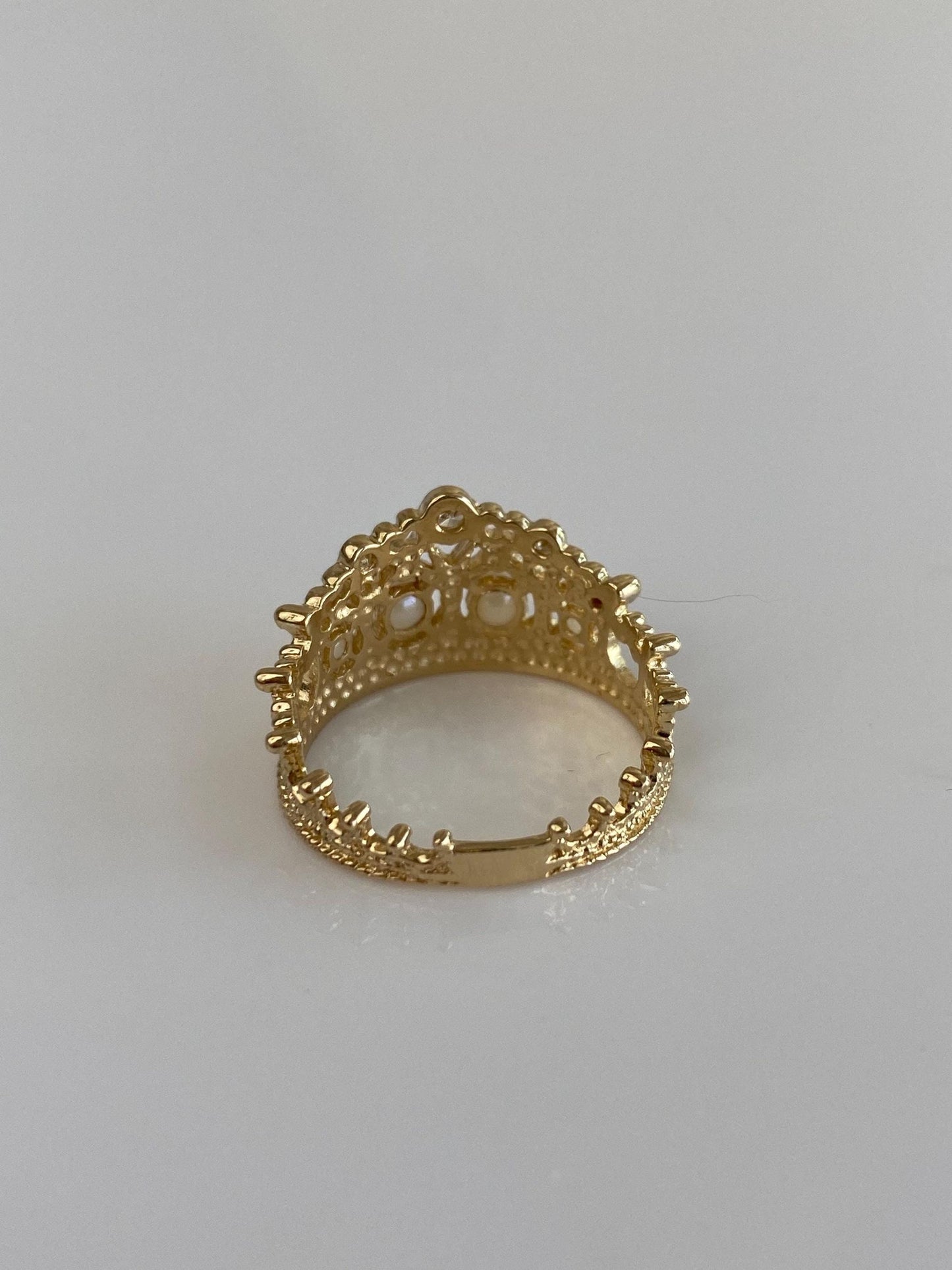 Vintage Solid 14k Yellow Gold Diamond Pearl Crown Ring - Size 5.5
