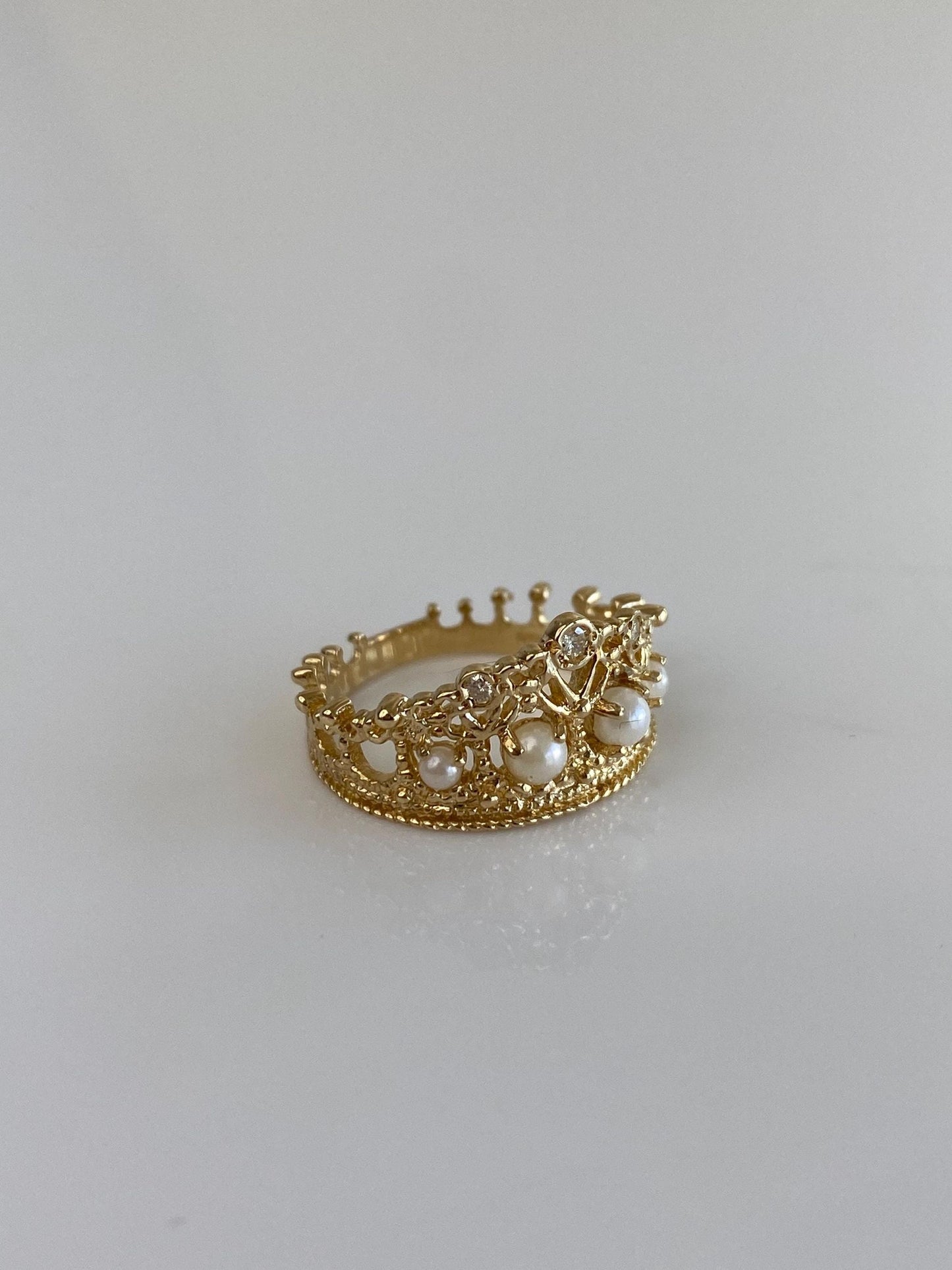 Vintage Solid 14k Yellow Gold Diamond Pearl Crown Ring - Size 5.5