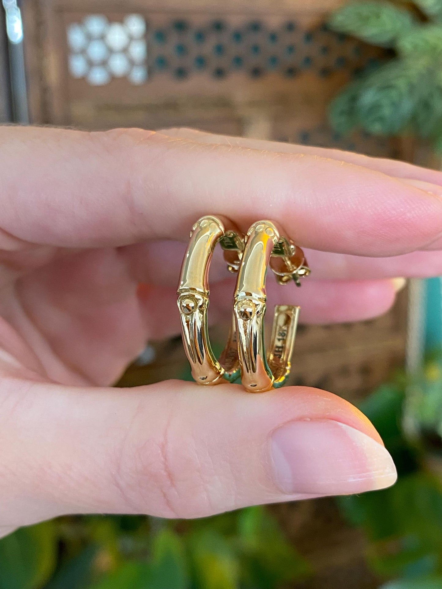 Vintage Solid 18k Yellow Gold John Hardy Bamboo Hoop Earrings