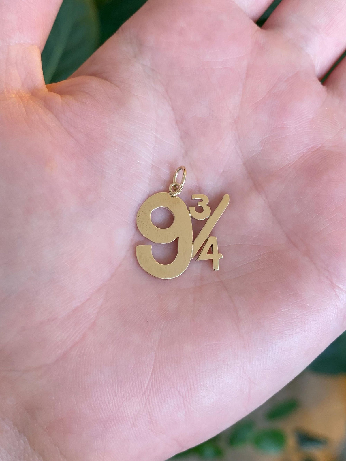 Vintage Solid 14k Yellow Gold 9 3/4 Charm