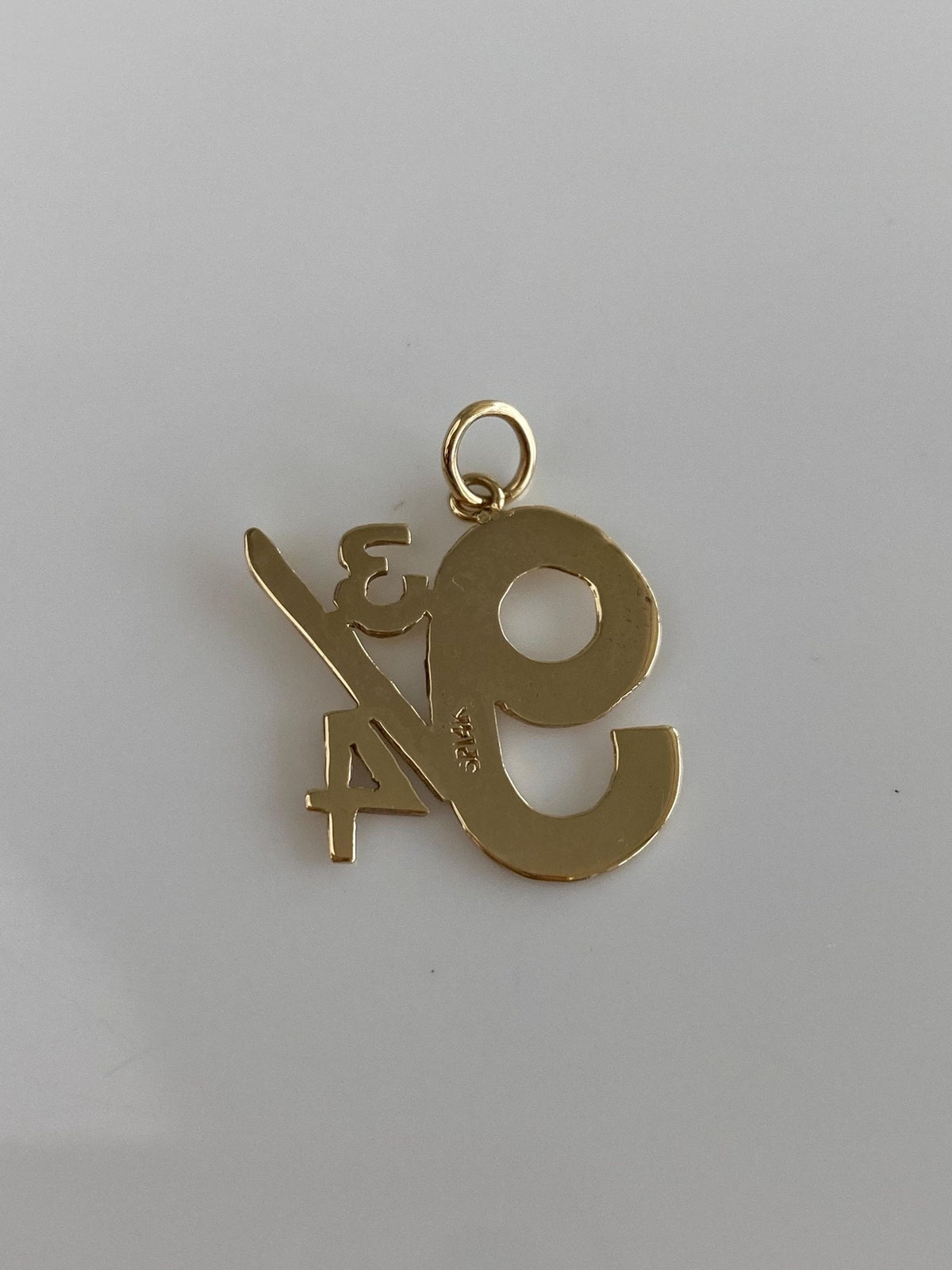 Vintage Solid 14k Yellow Gold 9 3/4 Charm